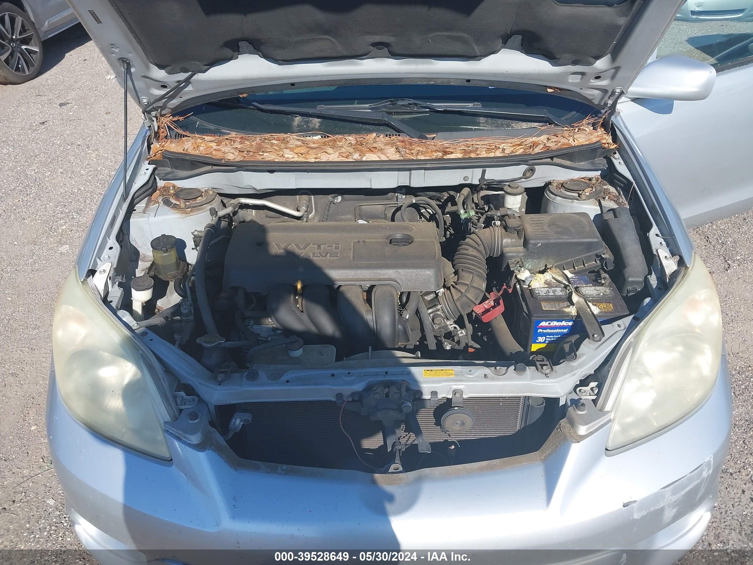 Photo 9 VIN: 2T1KR32E45C423279 - TOYOTA MATRIX 