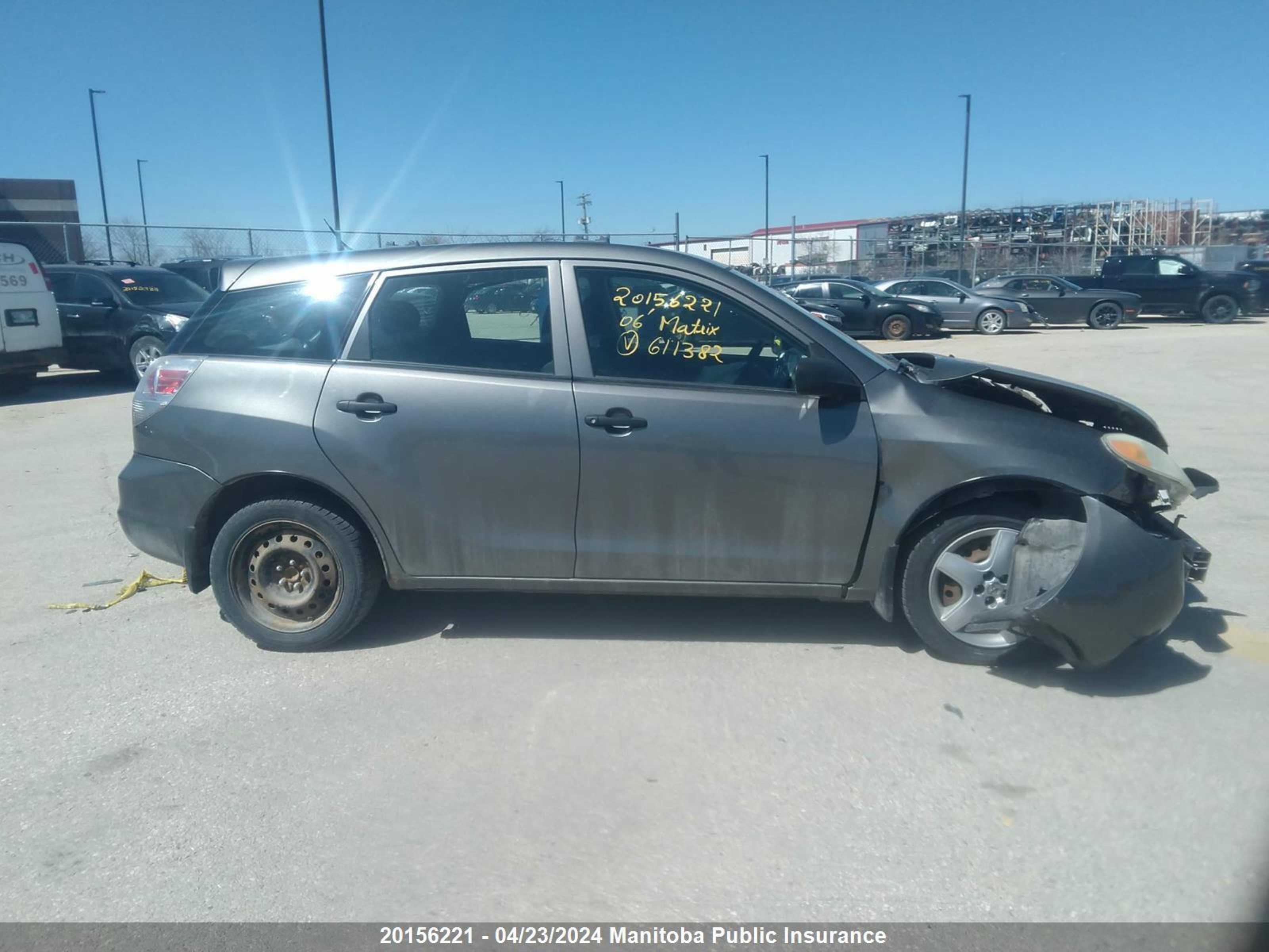 Photo 12 VIN: 2T1KR32E46C611382 - TOYOTA MATRIX 