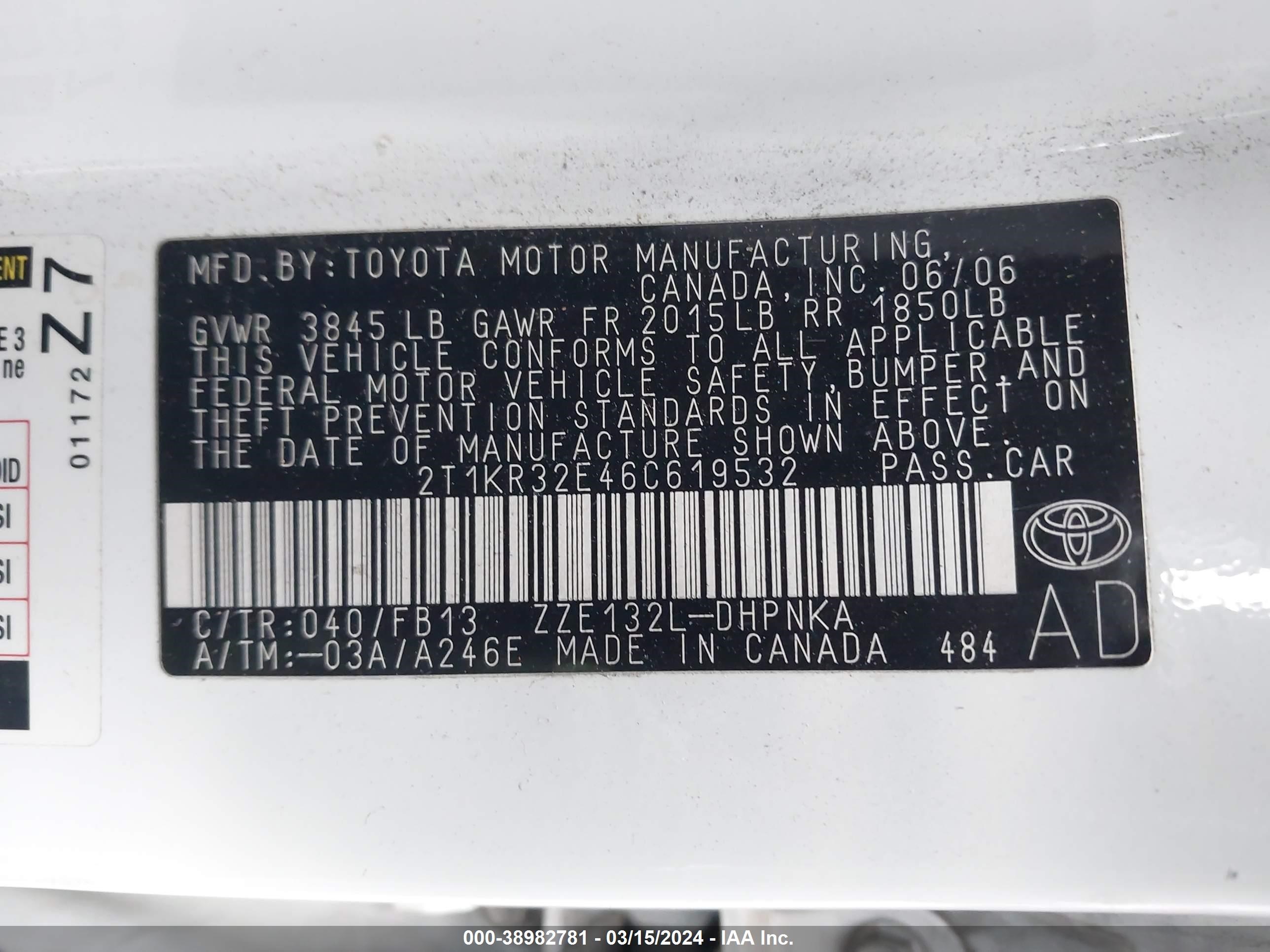 Photo 8 VIN: 2T1KR32E46C619532 - TOYOTA MATRIX 