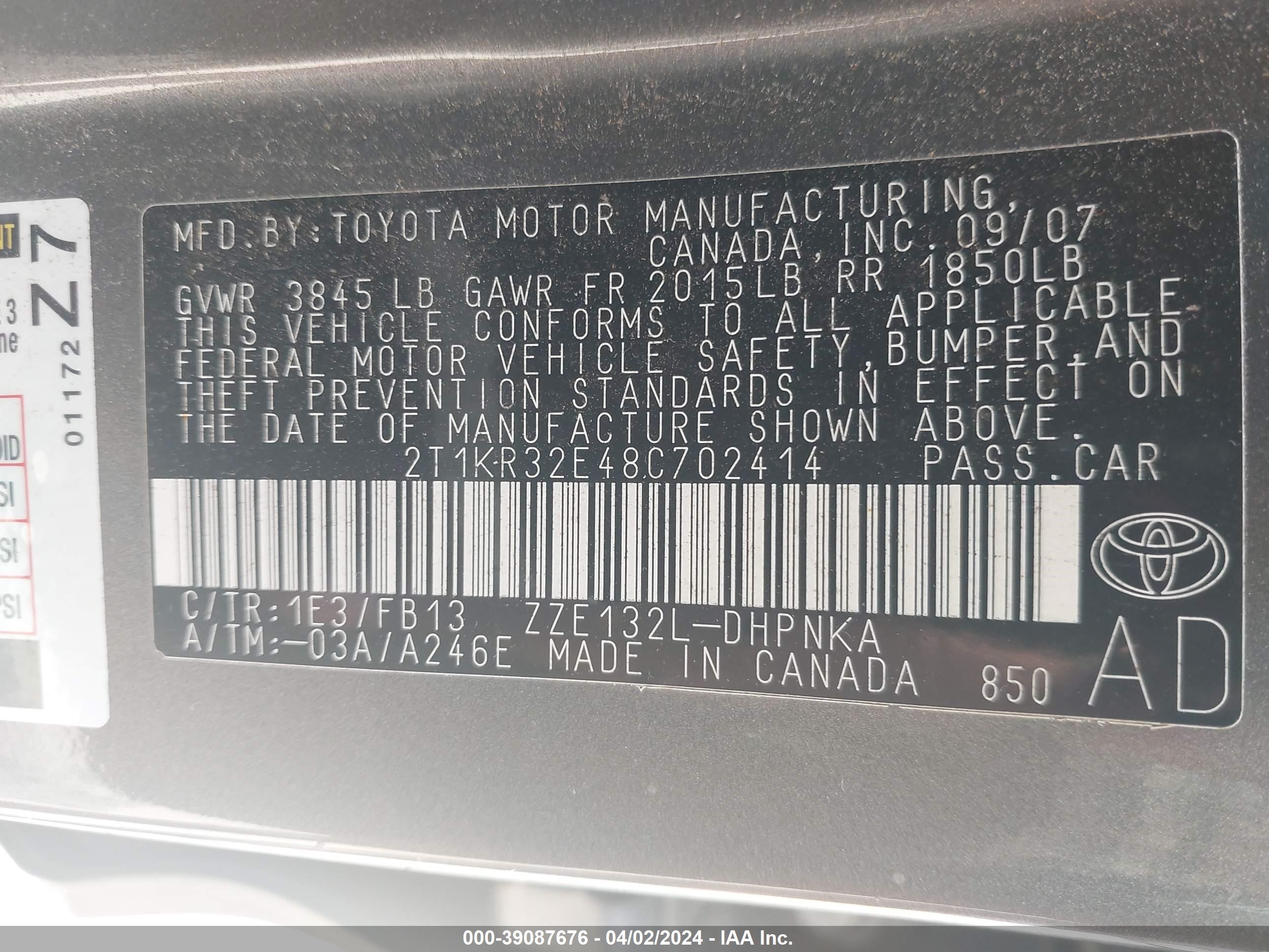 Photo 8 VIN: 2T1KR32E48C702414 - TOYOTA MATRIX 