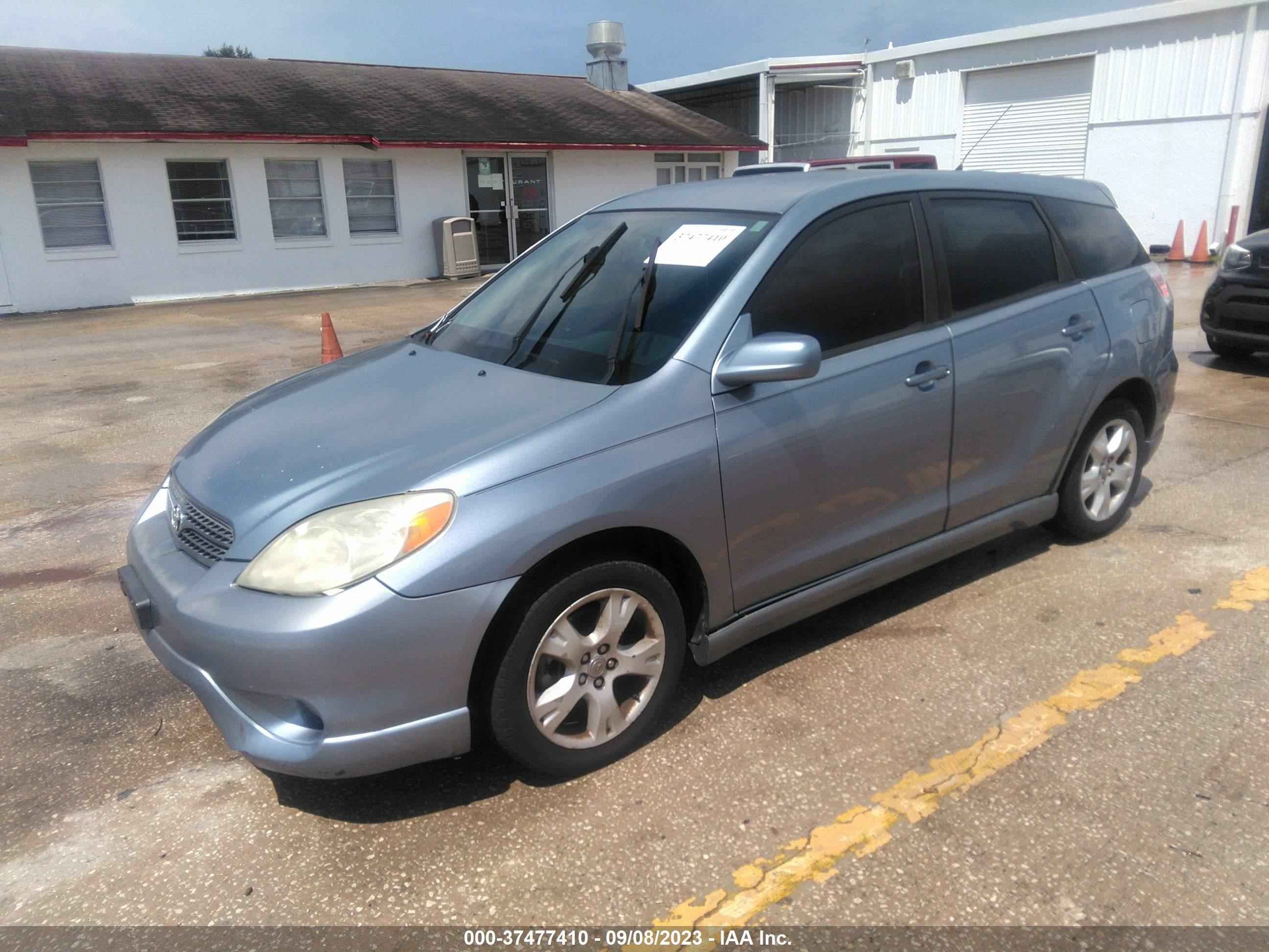 Photo 1 VIN: 2T1KR32E48C710576 - TOYOTA MATRIX 