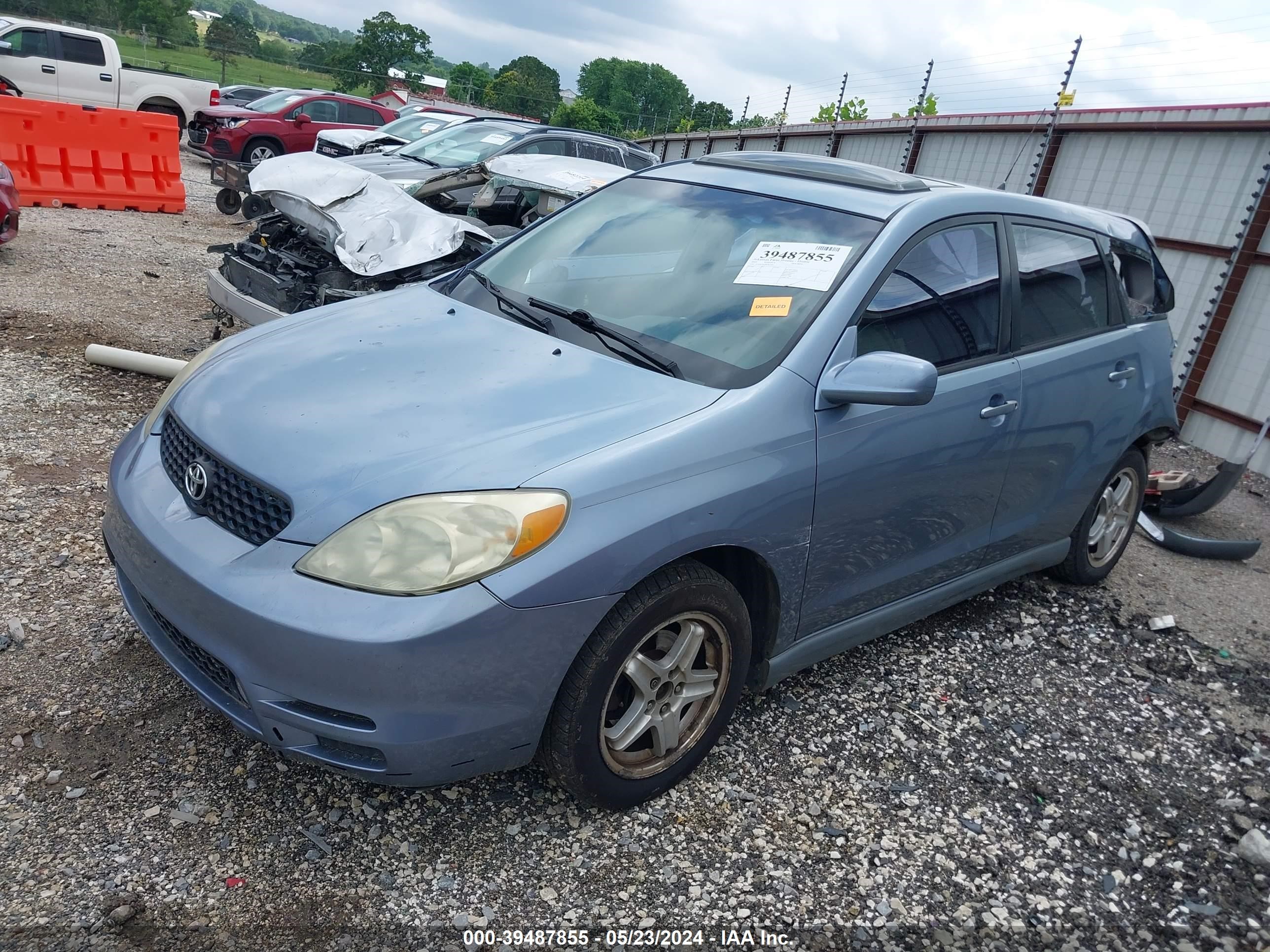 Photo 1 VIN: 2T1KR32E53C062903 - TOYOTA MATRIX 