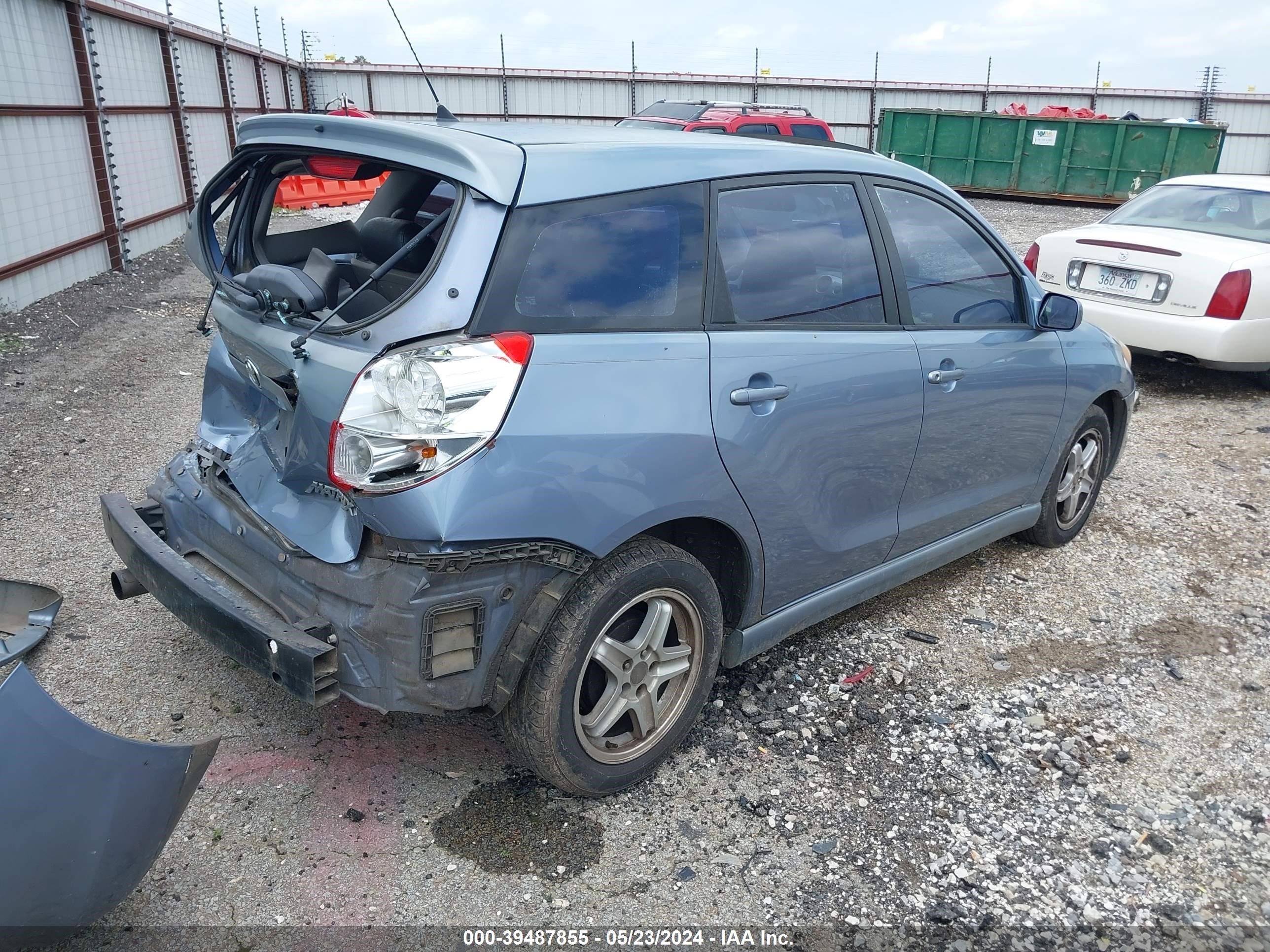 Photo 3 VIN: 2T1KR32E53C062903 - TOYOTA MATRIX 