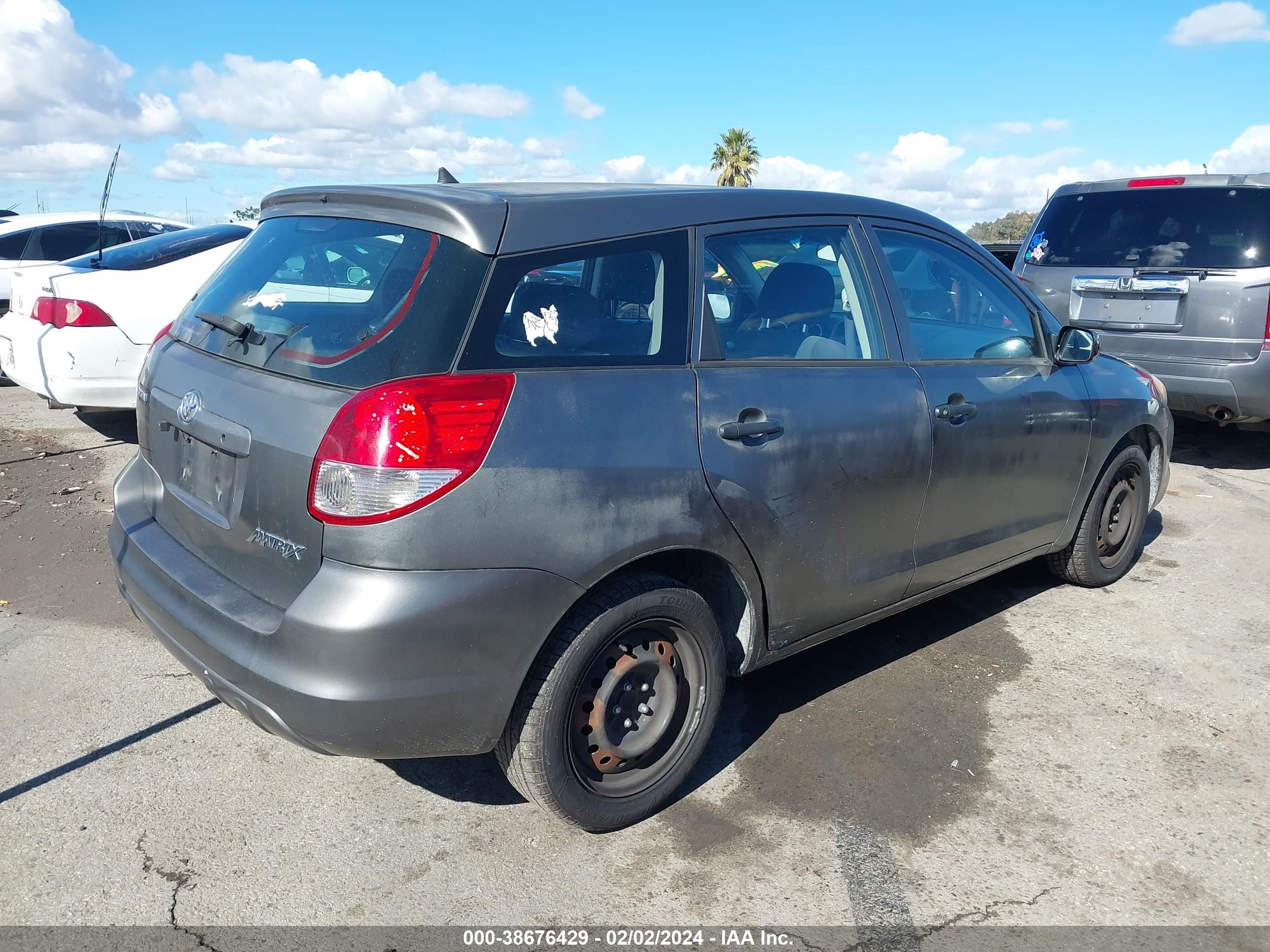 Photo 3 VIN: 2T1KR32E54C301206 - TOYOTA MATRIX 