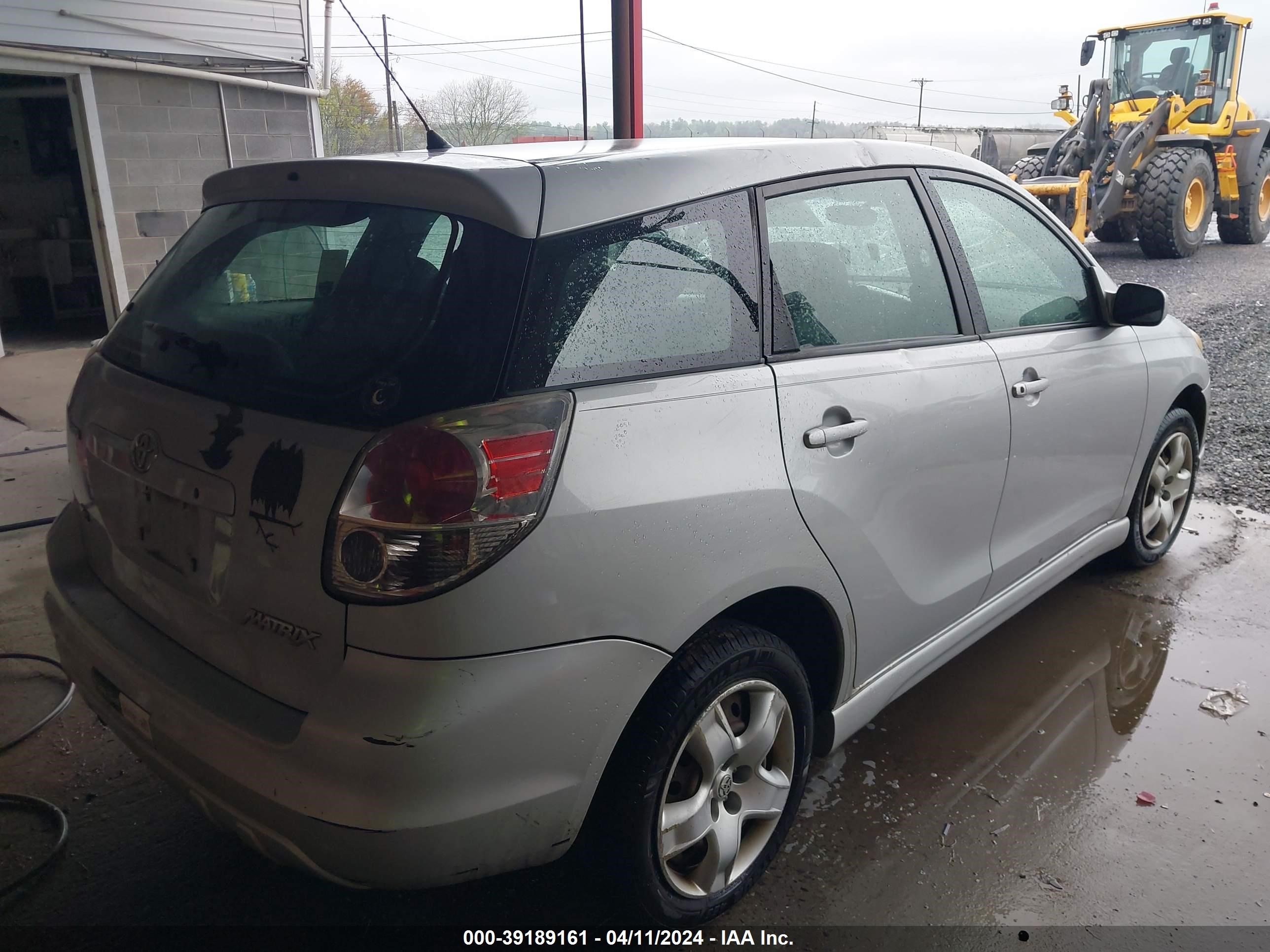 Photo 3 VIN: 2T1KR32E55C375209 - TOYOTA MATRIX 