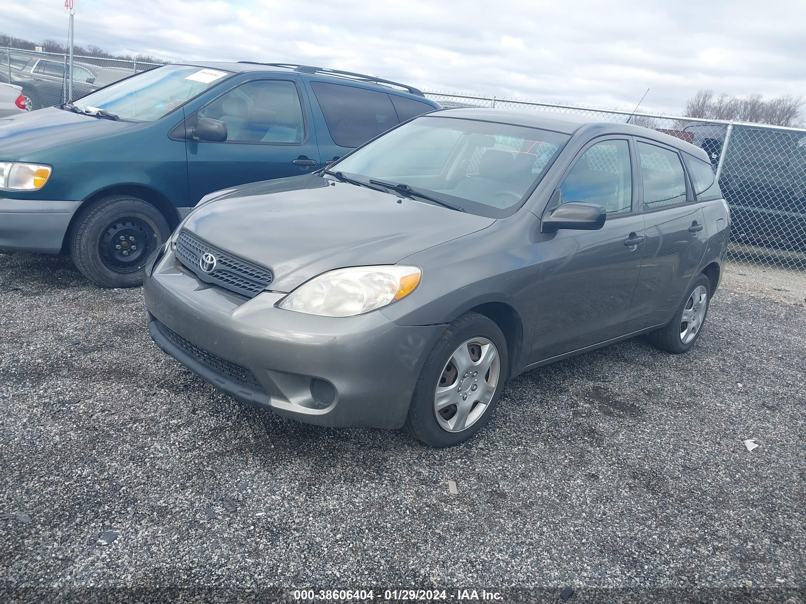 Photo 1 VIN: 2T1KR32E57C675450 - TOYOTA MATRIX 