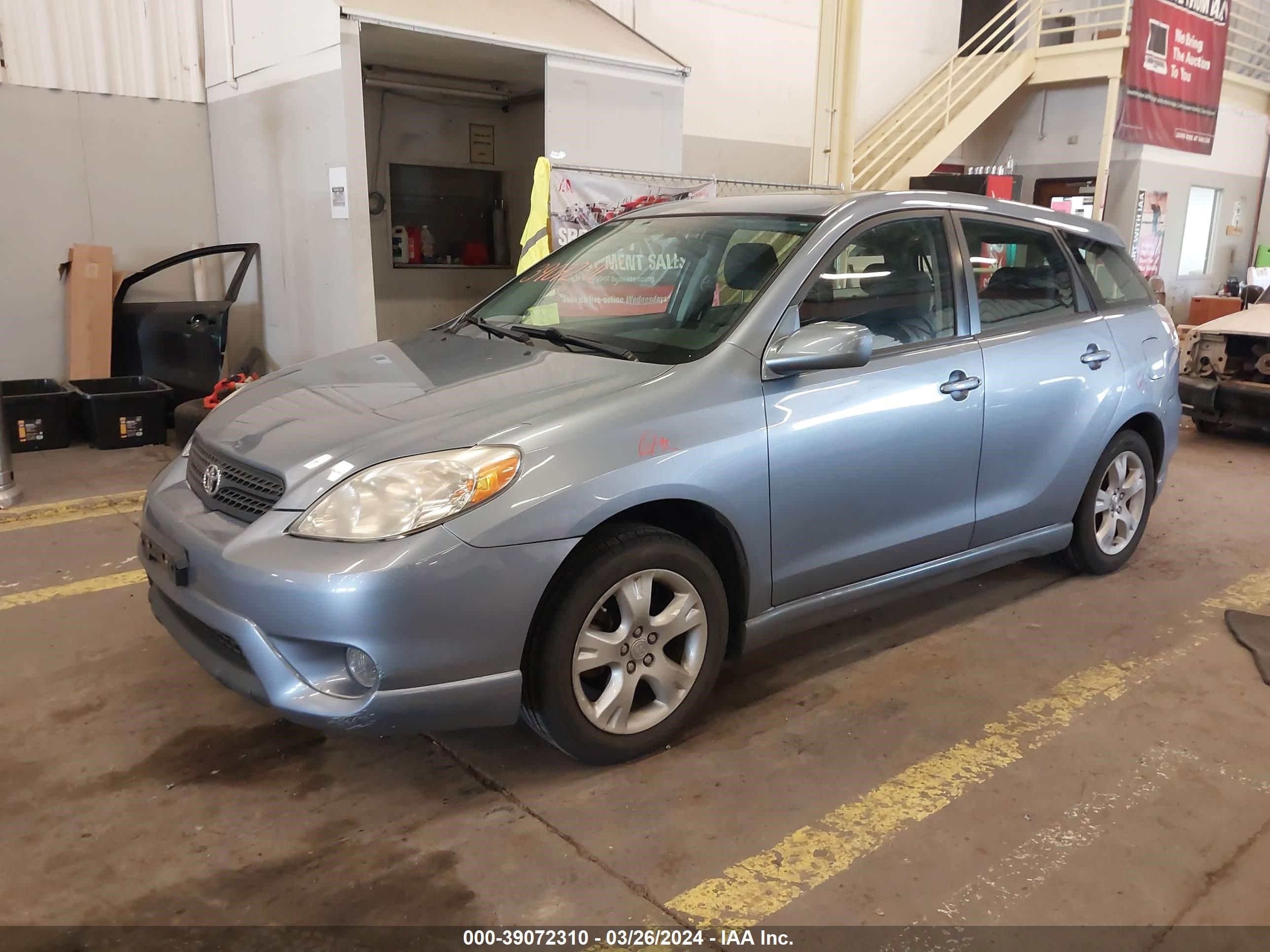 Photo 1 VIN: 2T1KR32E58C706620 - TOYOTA MATRIX 