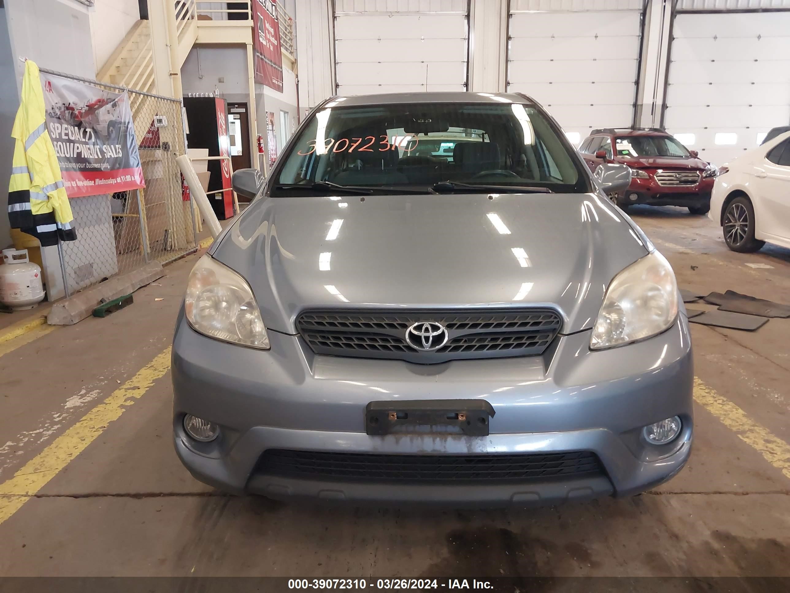 Photo 12 VIN: 2T1KR32E58C706620 - TOYOTA MATRIX 