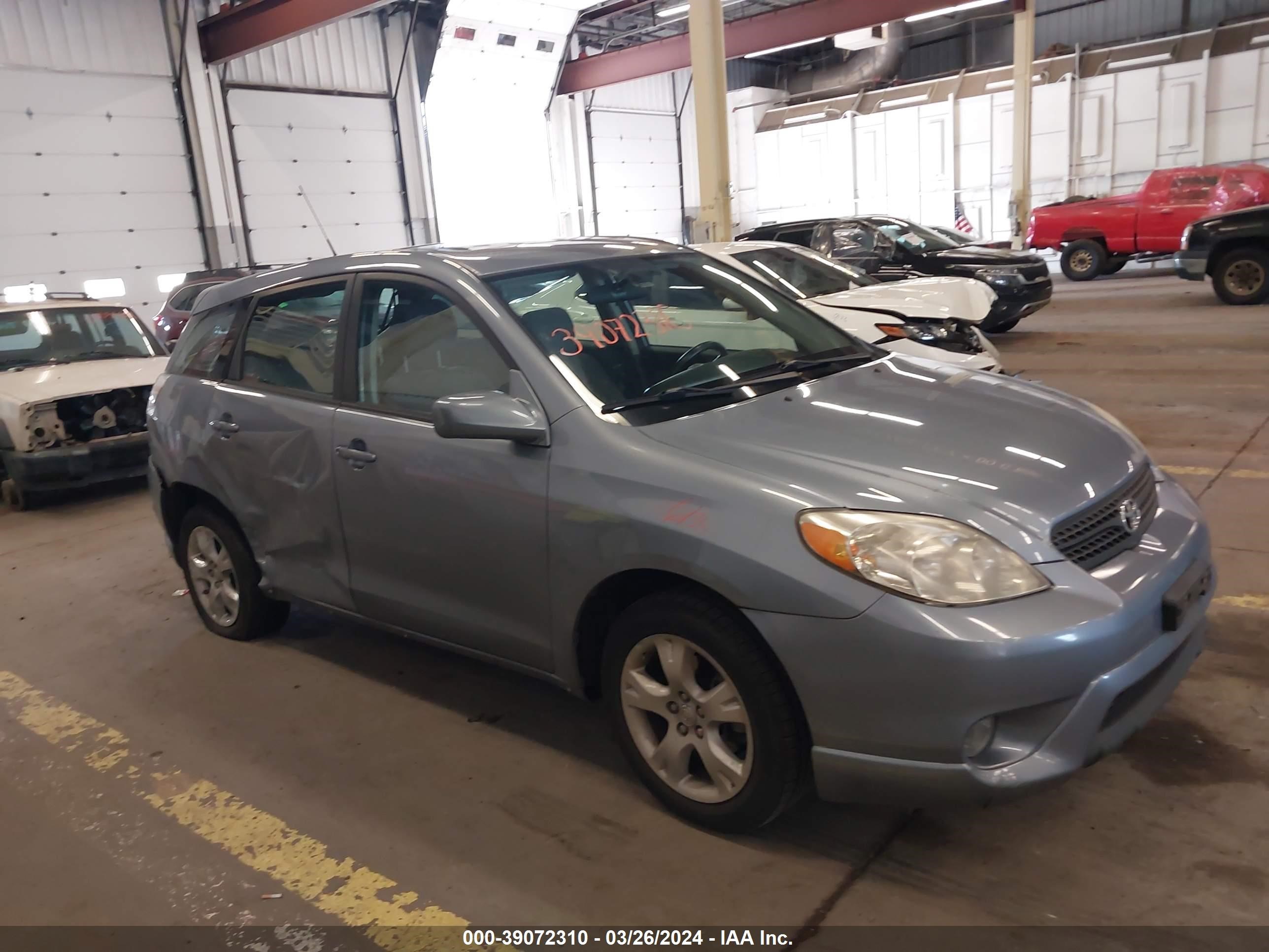 Photo 13 VIN: 2T1KR32E58C706620 - TOYOTA MATRIX 