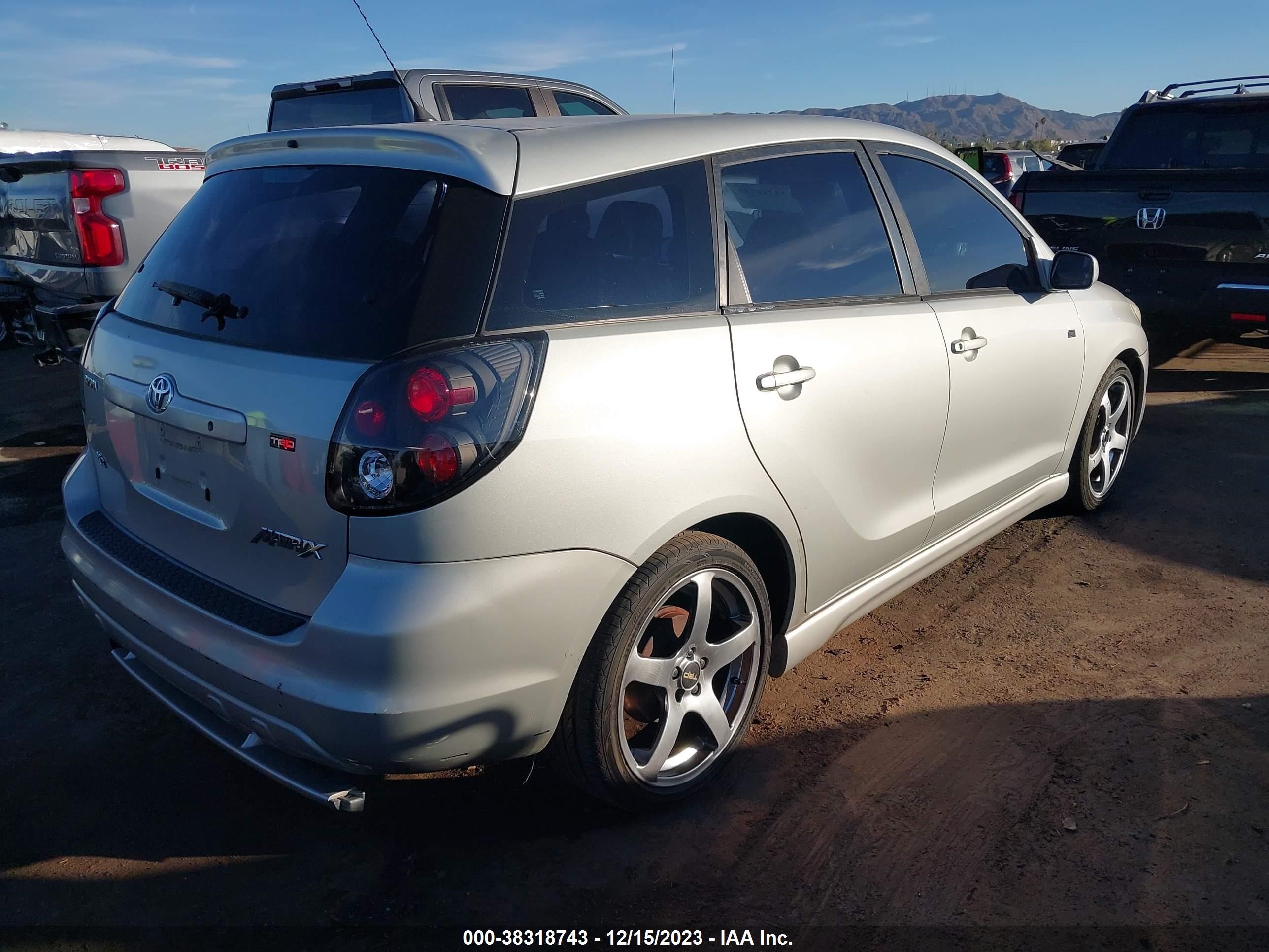 Photo 3 VIN: 2T1KR32E63C022099 - TOYOTA MATRIX 