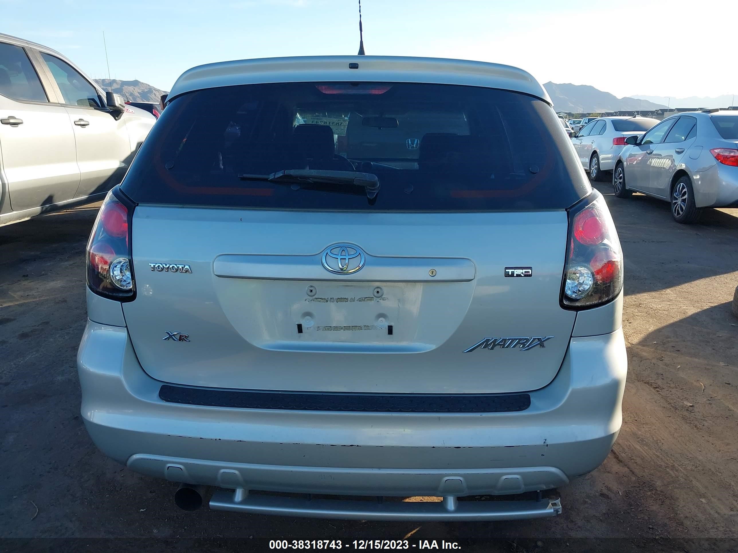 Photo 5 VIN: 2T1KR32E63C022099 - TOYOTA MATRIX 