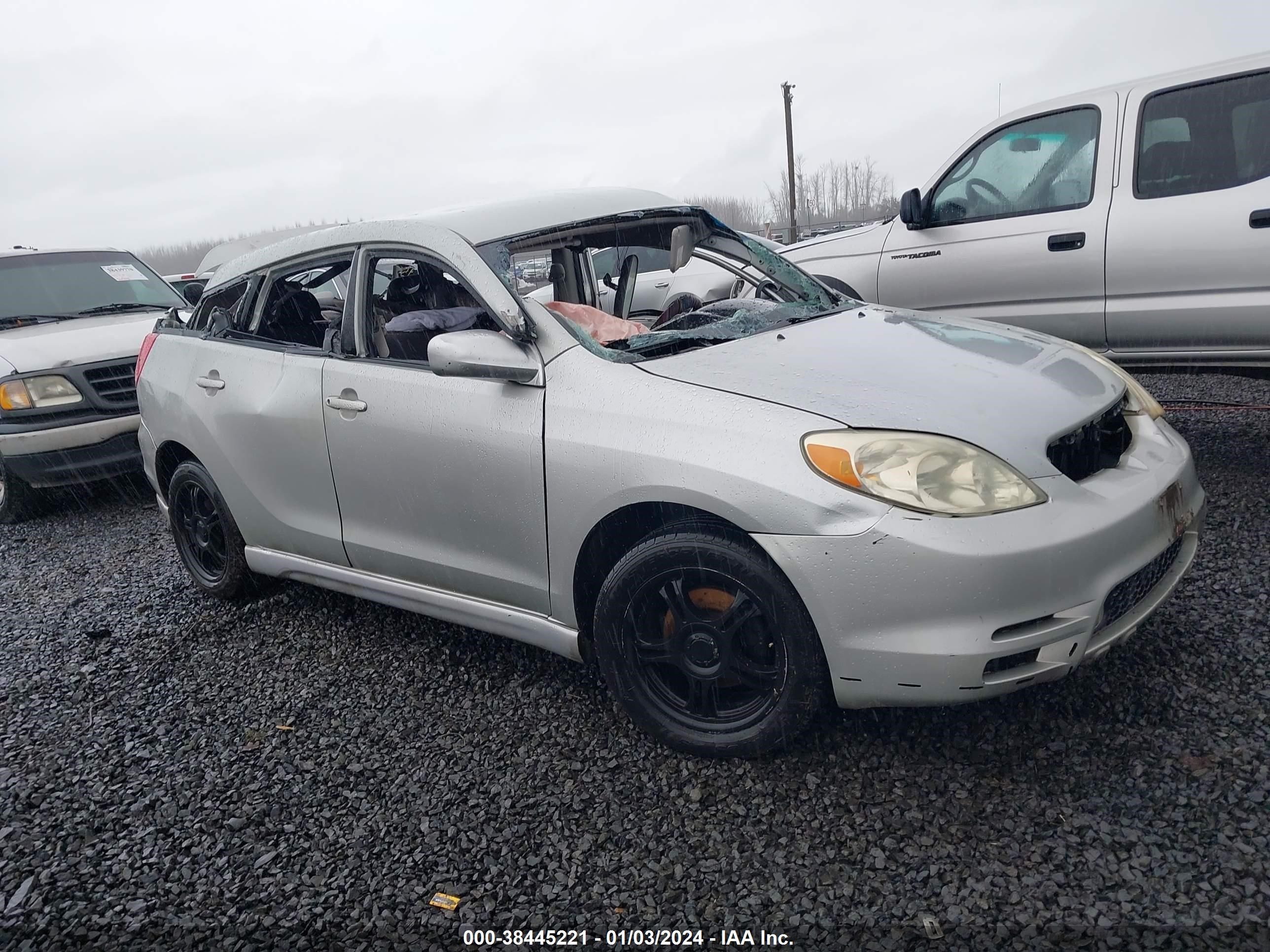 Photo 0 VIN: 2T1KR32E63C084618 - TOYOTA MATRIX 