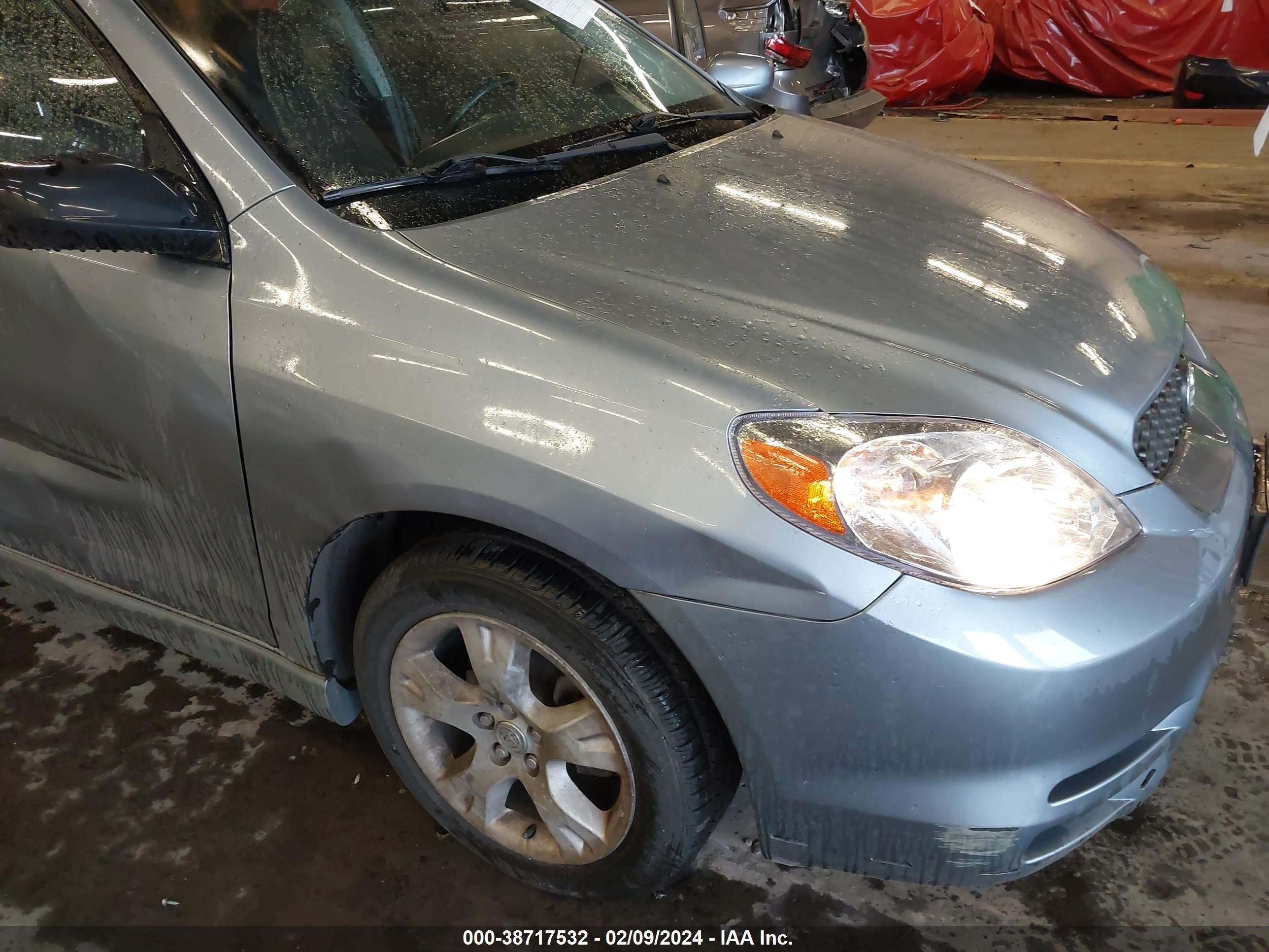 Photo 11 VIN: 2T1KR32E63C099832 - TOYOTA MATRIX 