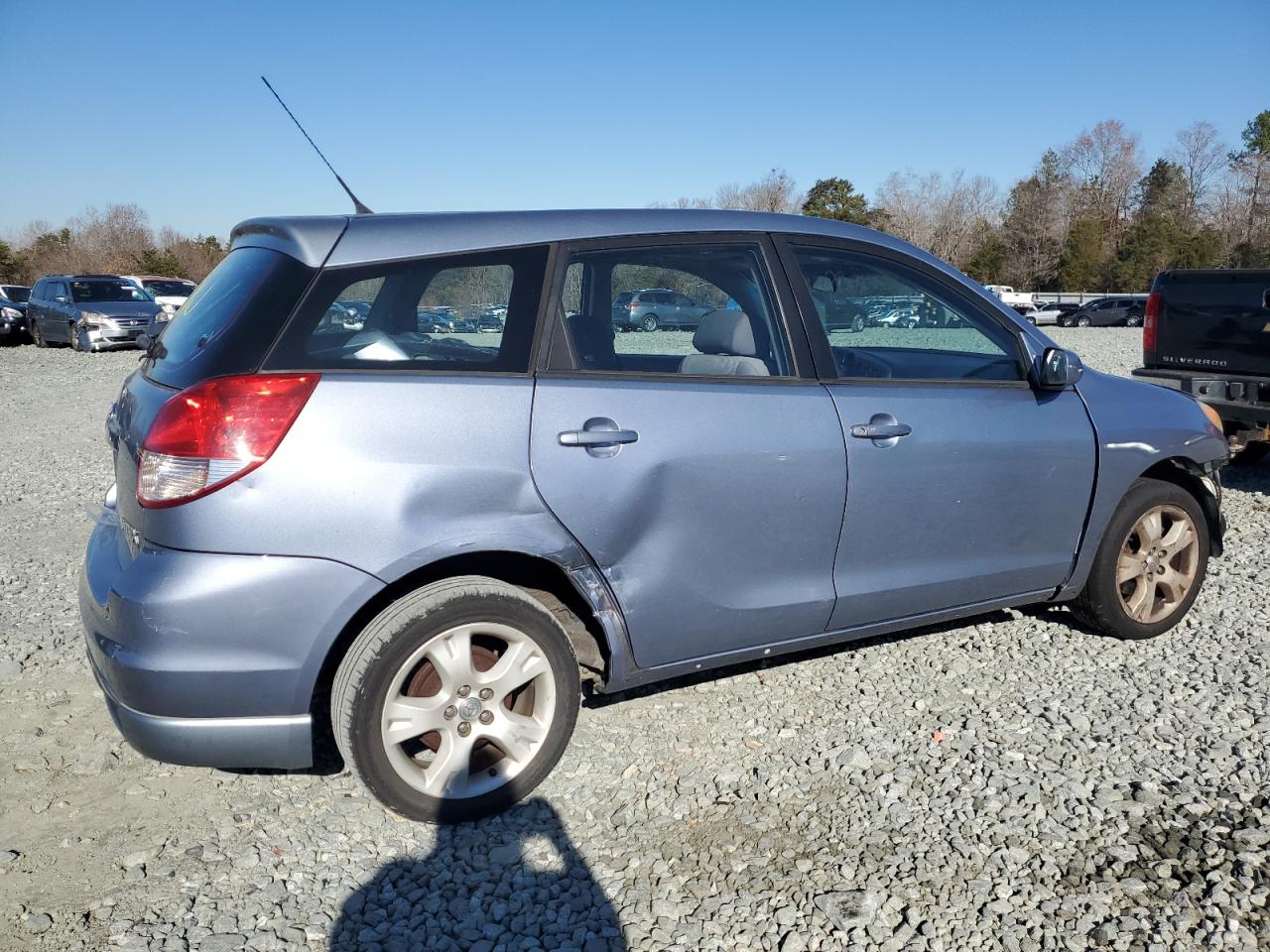 Photo 2 VIN: 2T1KR32E63C132649 - TOYOTA MATRIX 