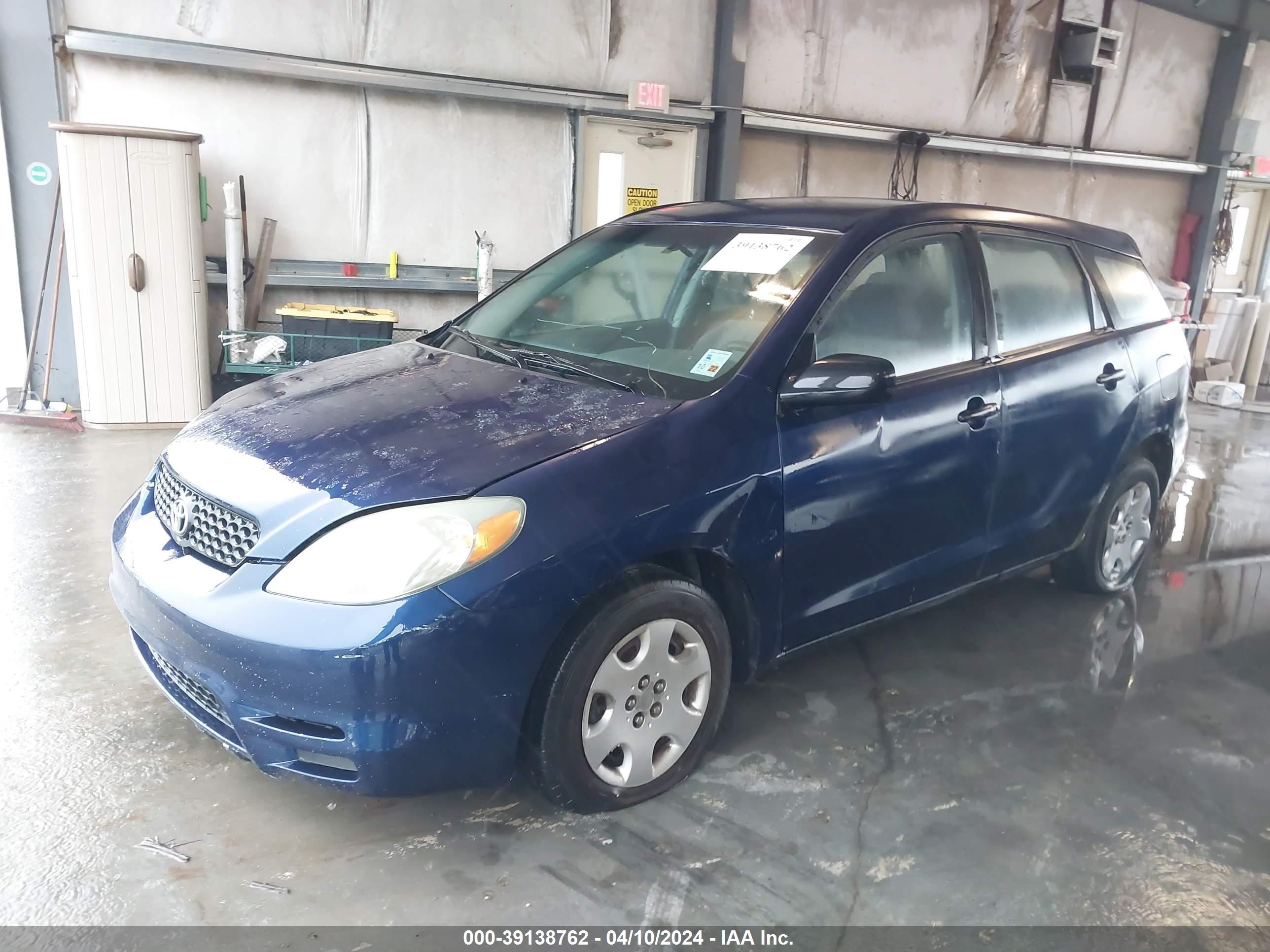 Photo 1 VIN: 2T1KR32E64C211840 - TOYOTA MATRIX 