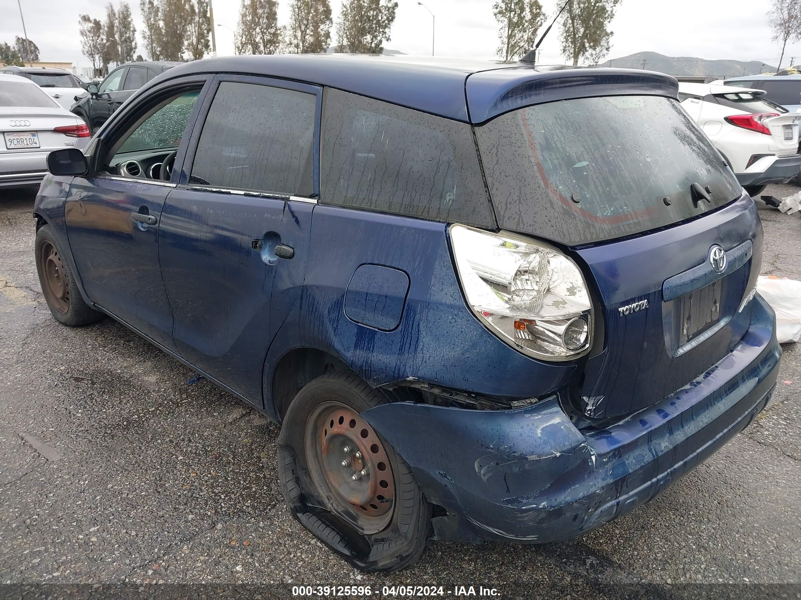 Photo 2 VIN: 2T1KR32E65C489638 - TOYOTA MATRIX 