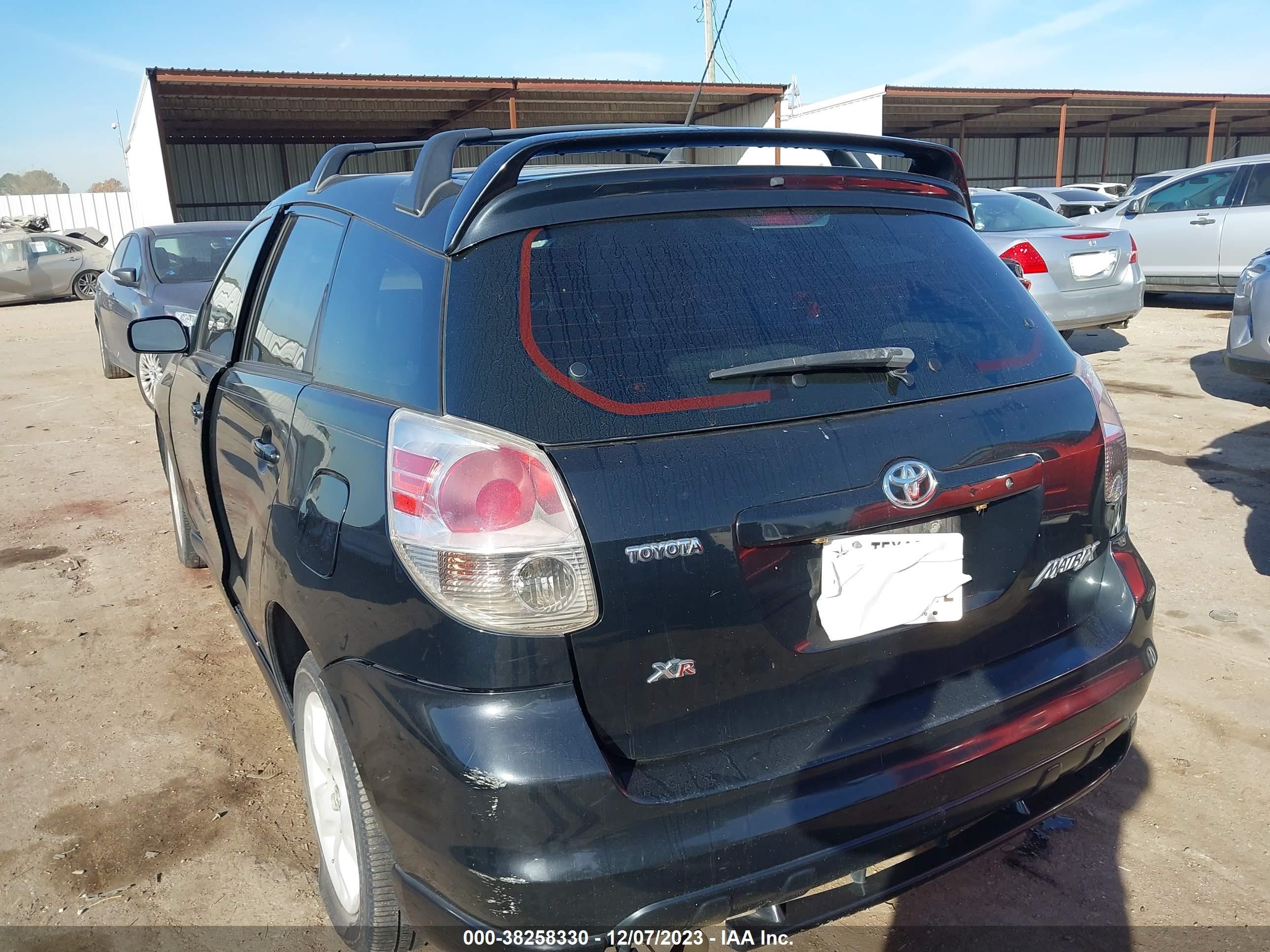 Photo 2 VIN: 2T1KR32E66C563173 - TOYOTA MATRIX 