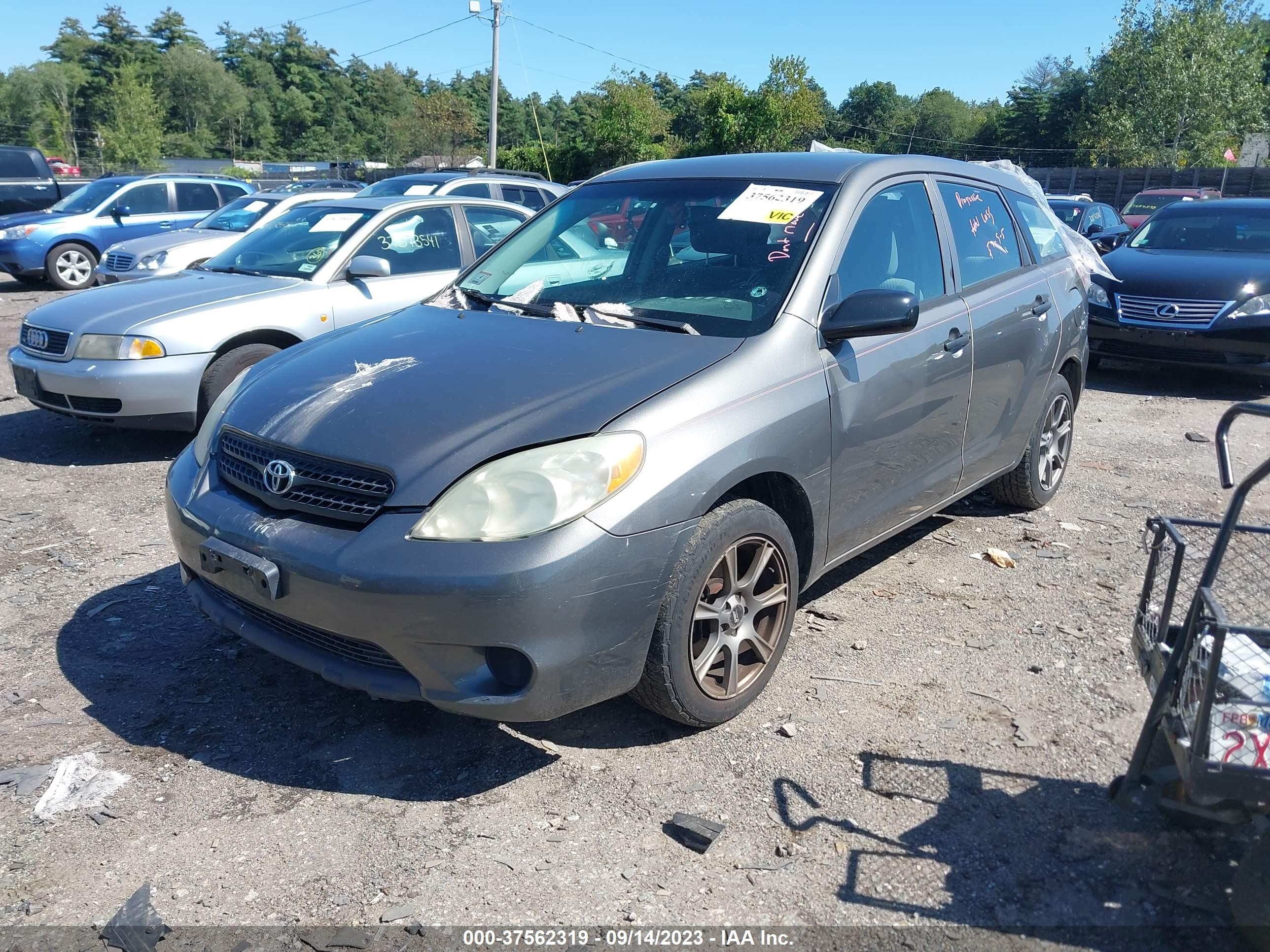 Photo 1 VIN: 2T1KR32E66C586923 - TOYOTA MATRIX 