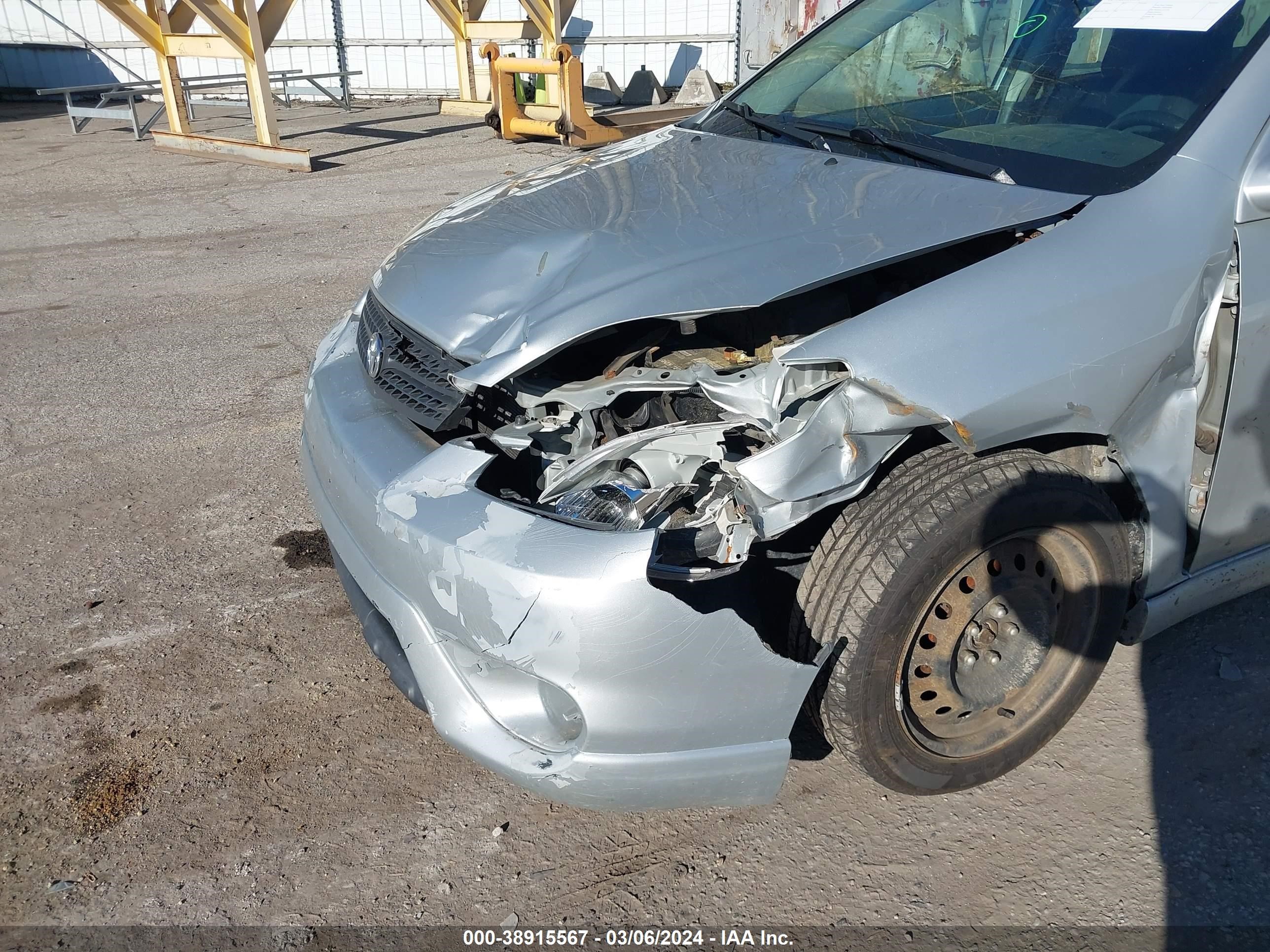 Photo 5 VIN: 2T1KR32E67C664361 - TOYOTA MATRIX 