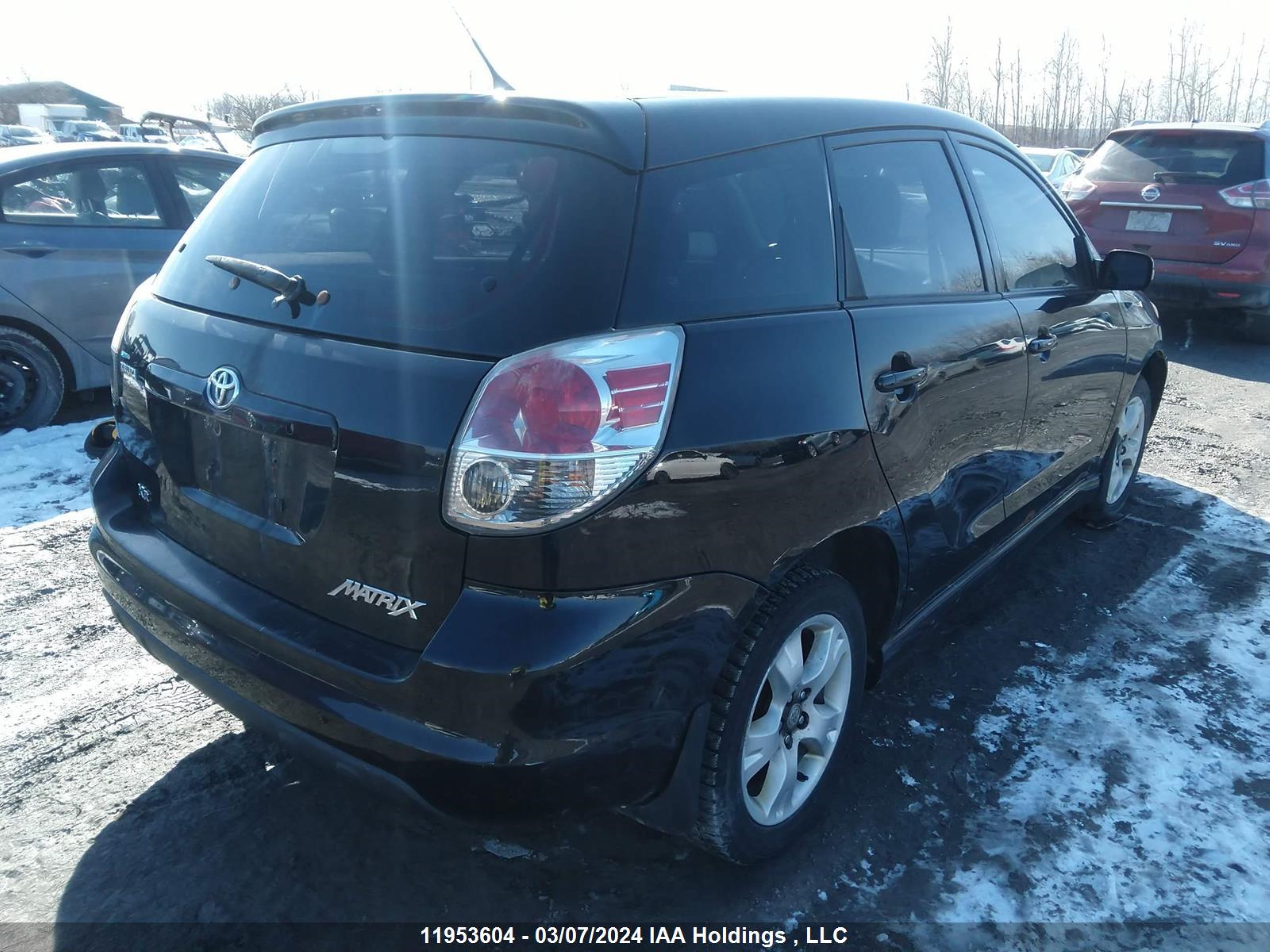 Photo 3 VIN: 2T1KR32E68C698320 - TOYOTA MATRIX 