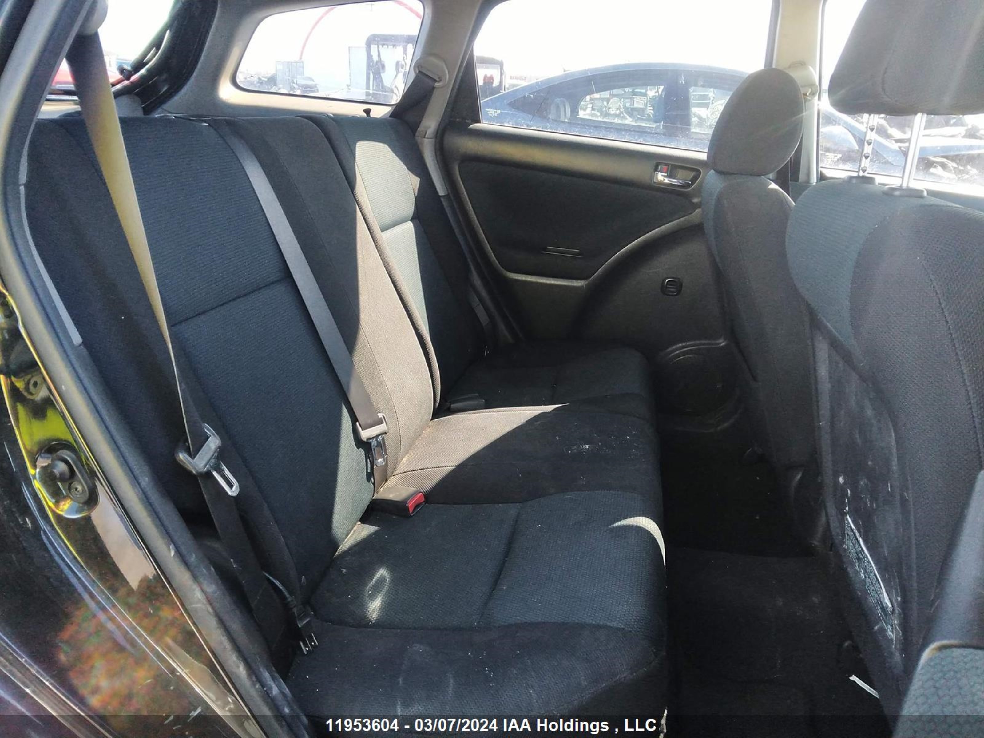 Photo 7 VIN: 2T1KR32E68C698320 - TOYOTA MATRIX 