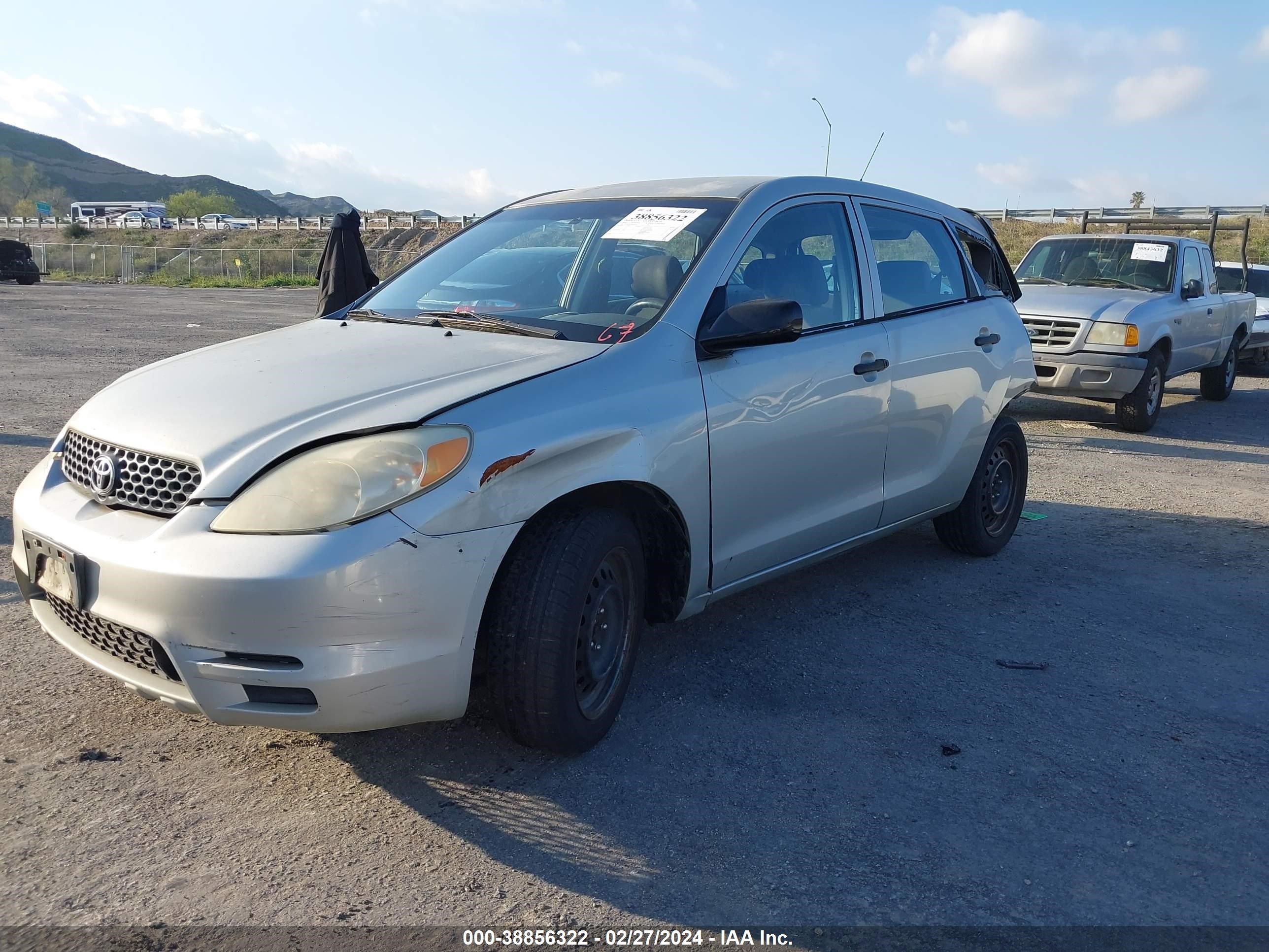 Photo 1 VIN: 2T1KR32E73C071215 - TOYOTA MATRIX 