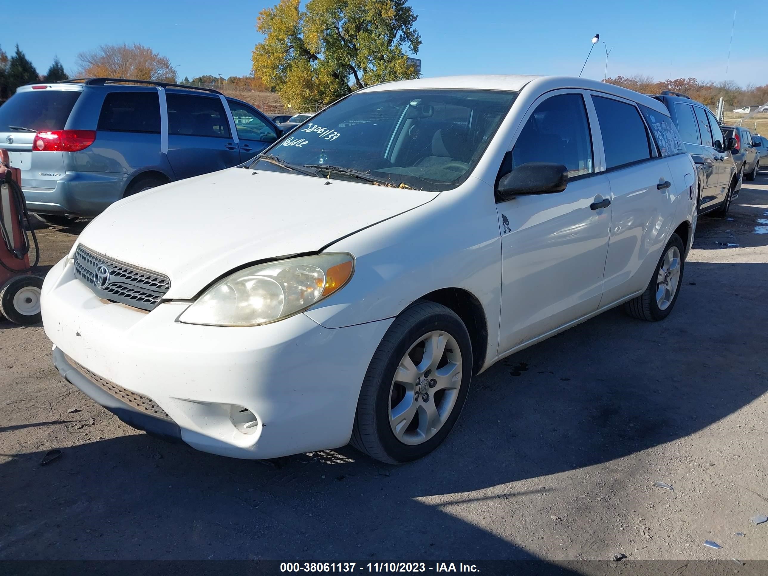 Photo 1 VIN: 2T1KR32E75C342695 - TOYOTA MATRIX 