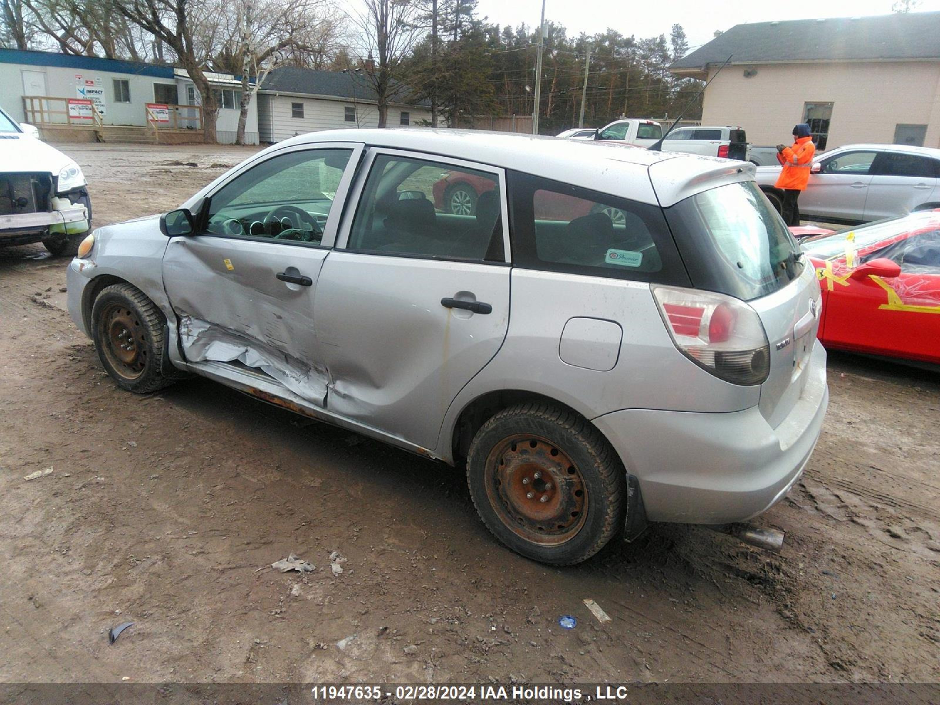 Photo 2 VIN: 2T1KR32E75C890342 - TOYOTA MATRIX 