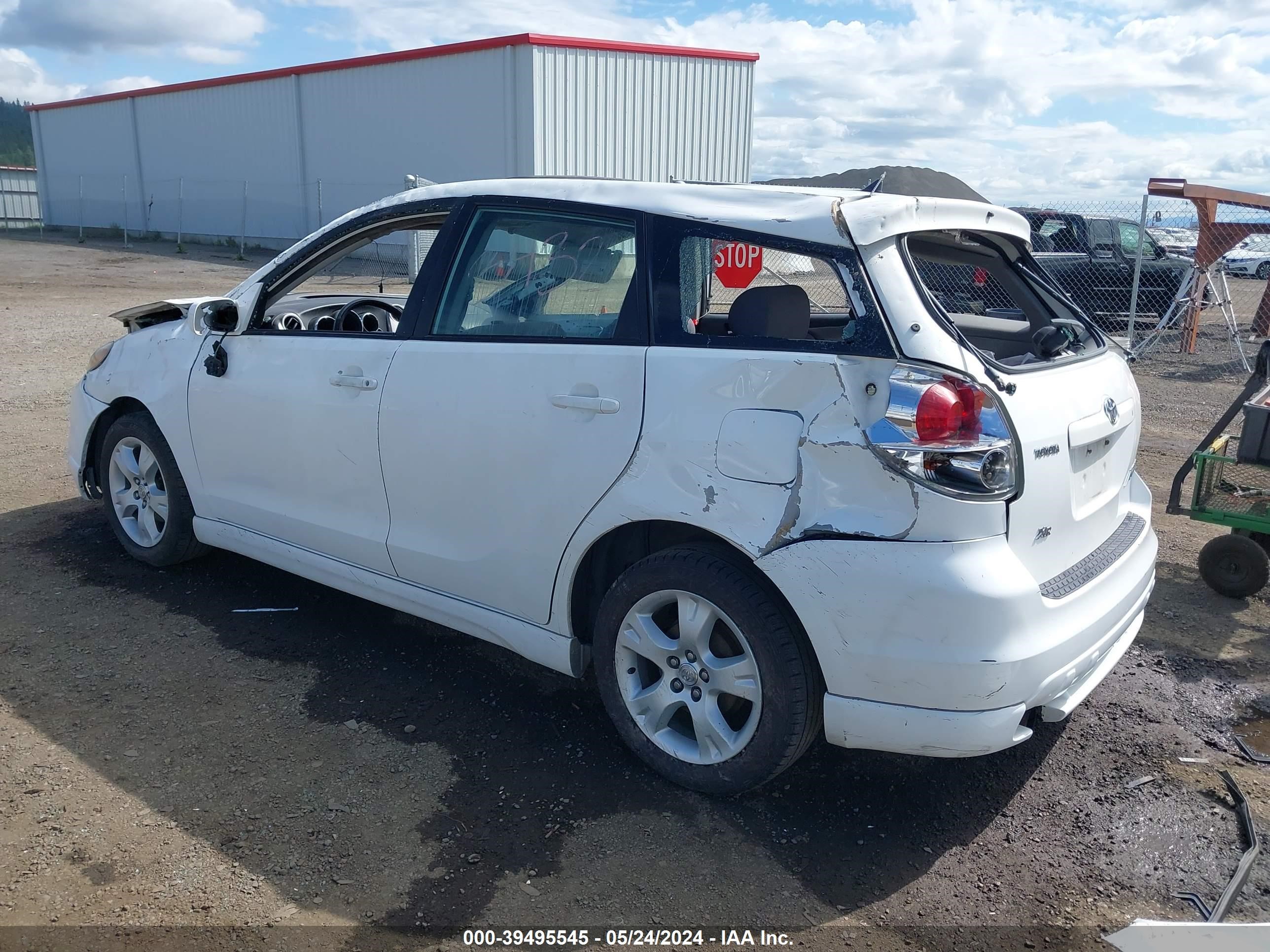 Photo 2 VIN: 2T1KR32E76C560332 - TOYOTA MATRIX 