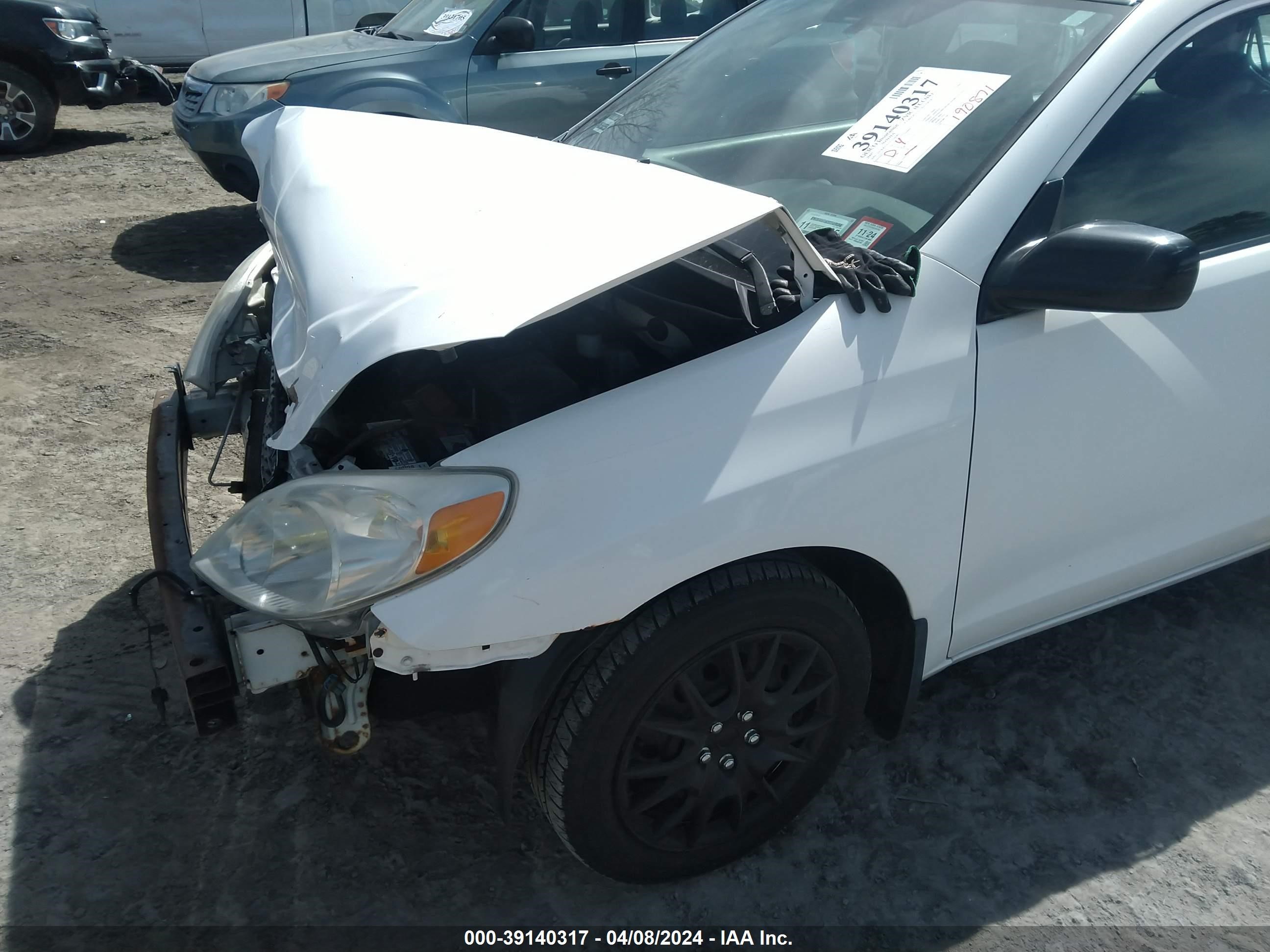 Photo 11 VIN: 2T1KR32E77C676082 - TOYOTA MATRIX 