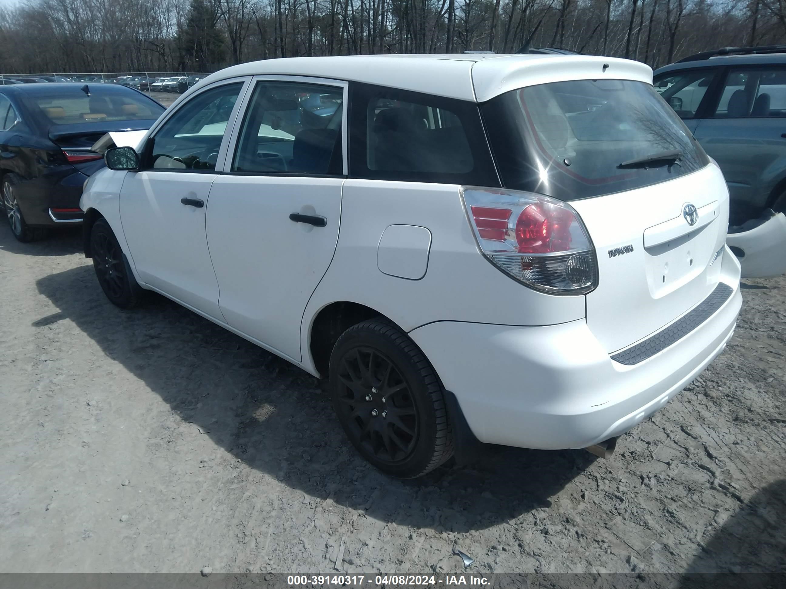 Photo 2 VIN: 2T1KR32E77C676082 - TOYOTA MATRIX 