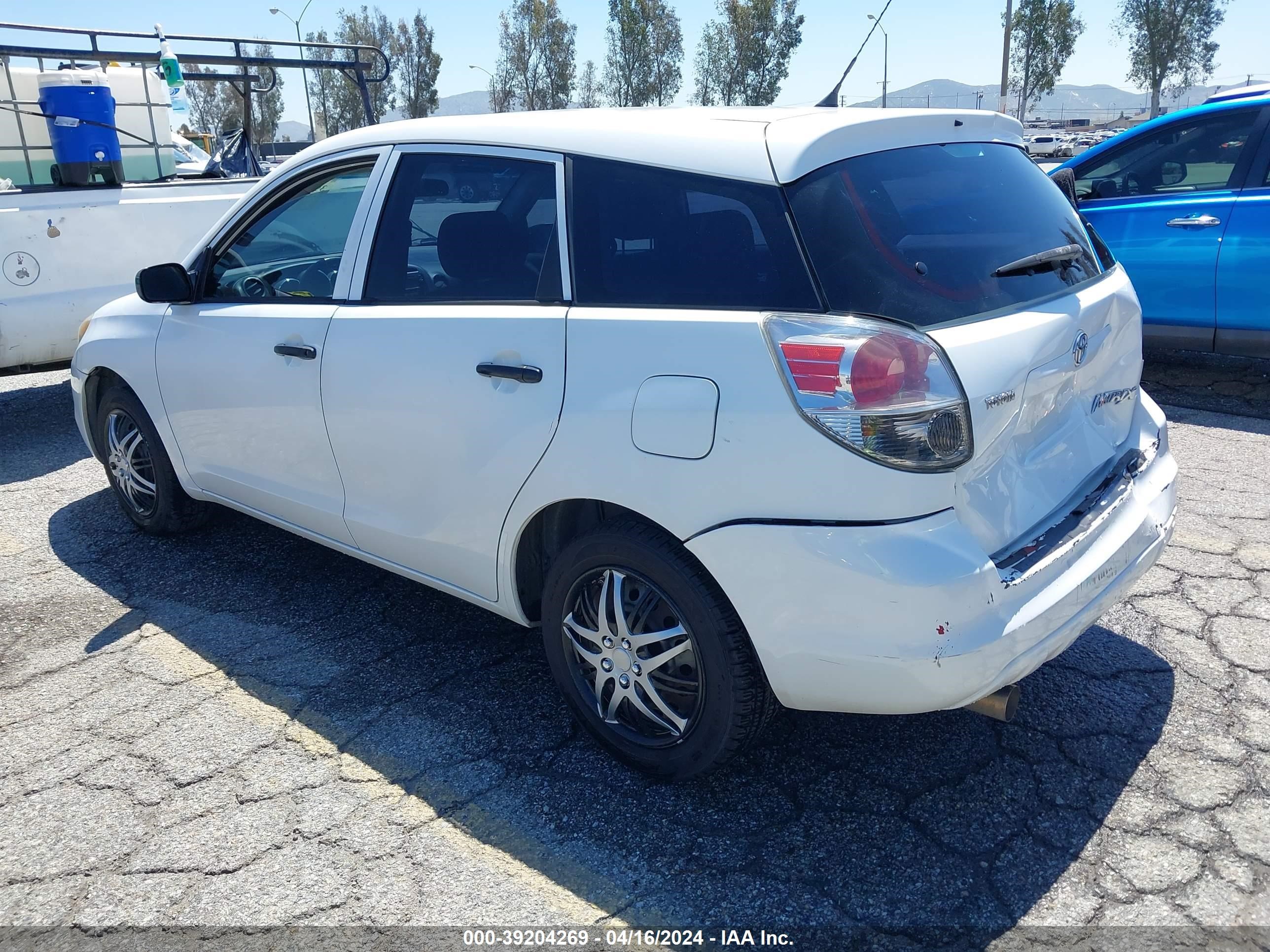 Photo 2 VIN: 2T1KR32E78C710538 - TOYOTA MATRIX 