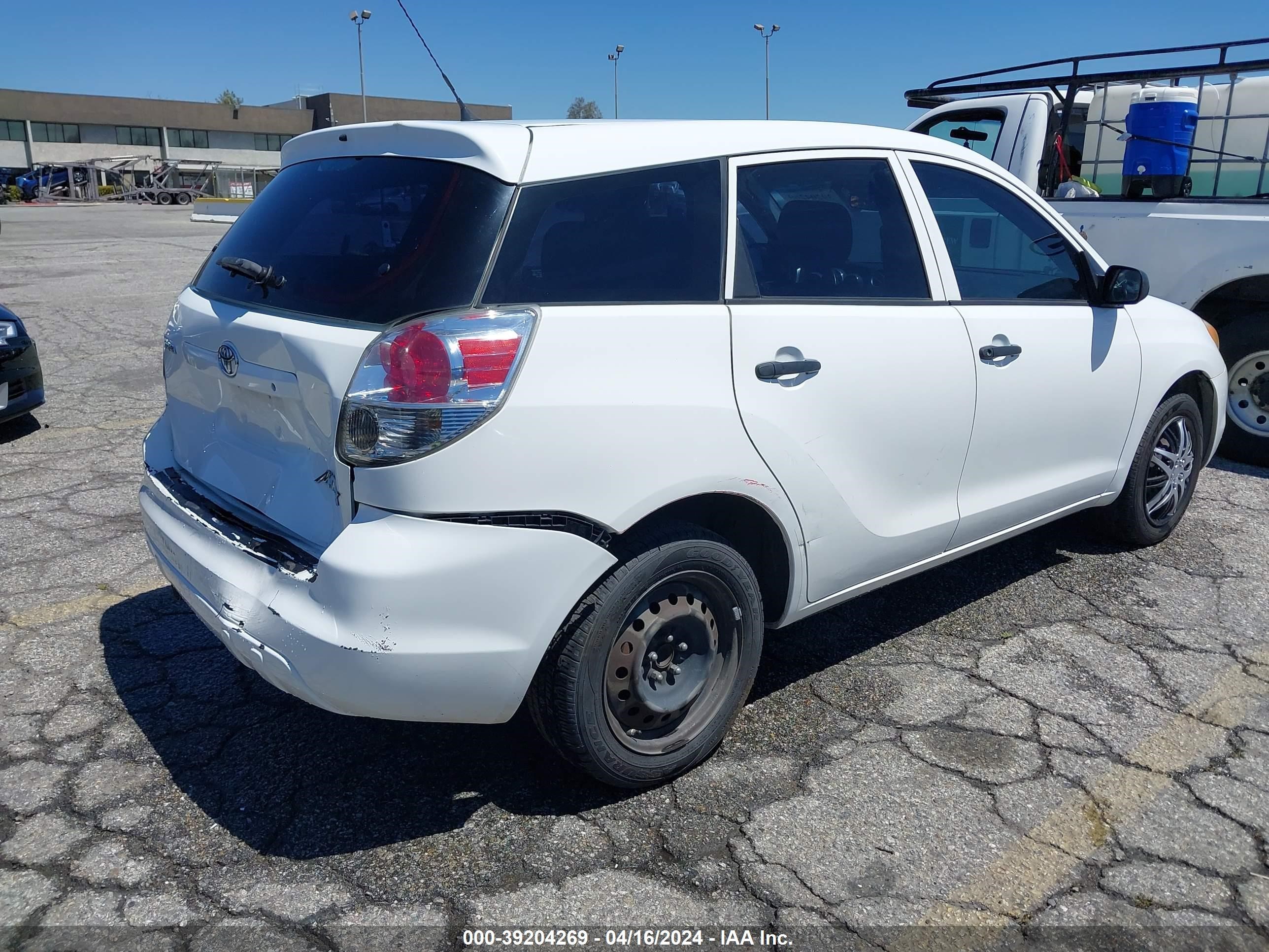 Photo 3 VIN: 2T1KR32E78C710538 - TOYOTA MATRIX 