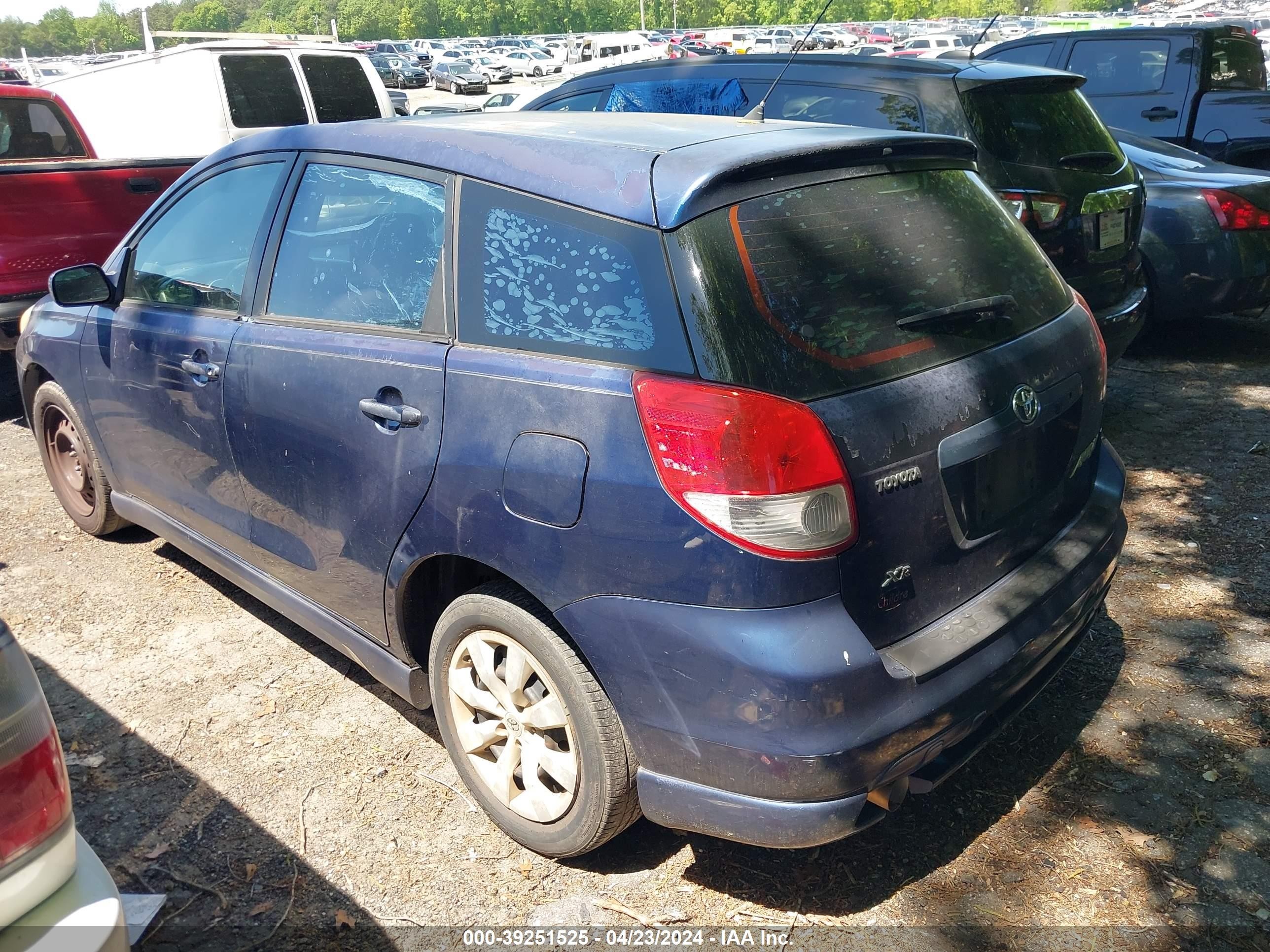 Photo 2 VIN: 2T1KR32E83C072678 - TOYOTA MATRIX 