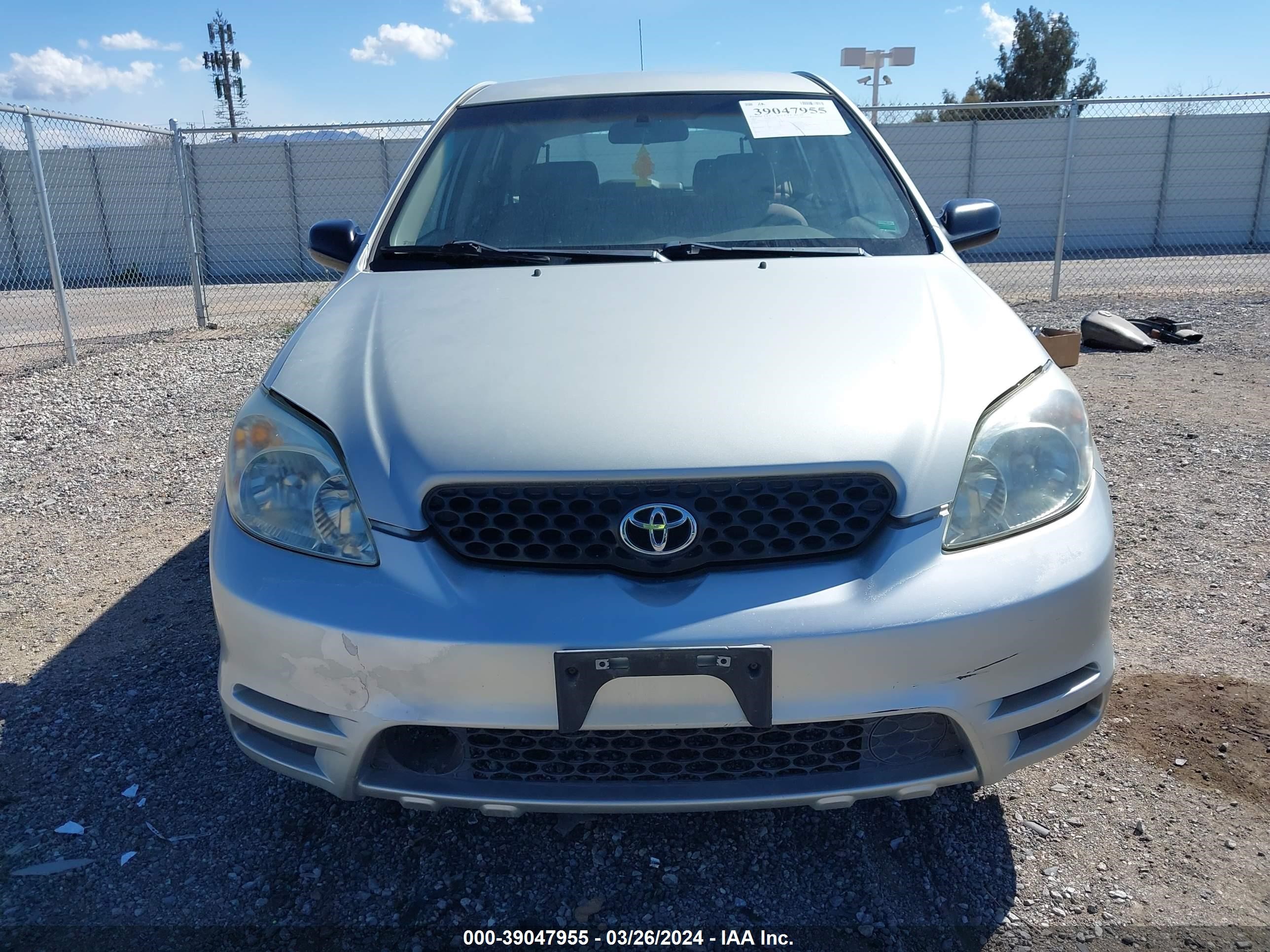 Photo 5 VIN: 2T1KR32E83C111205 - TOYOTA MATRIX 