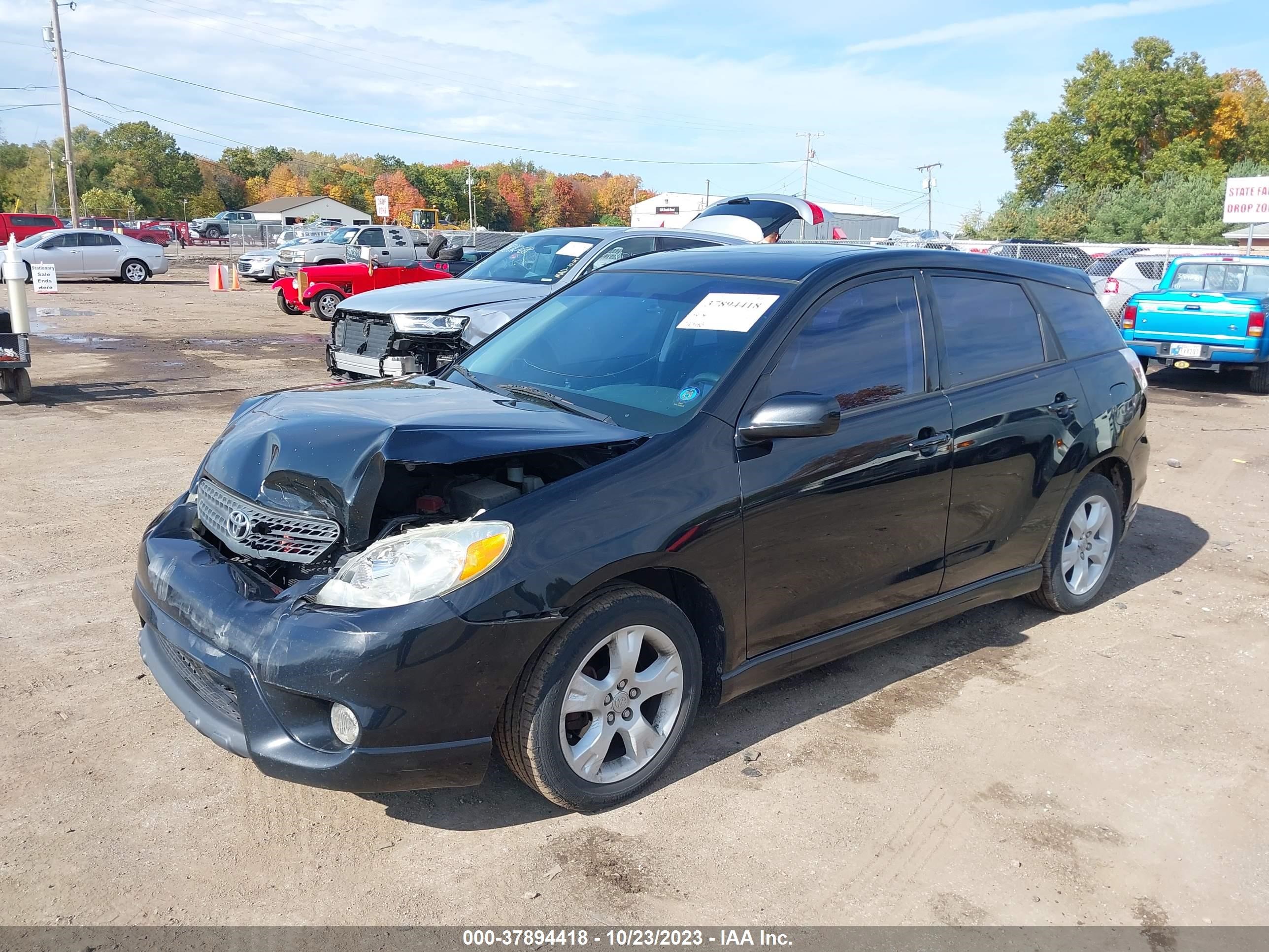 Photo 1 VIN: 2T1KR32E85C319829 - TOYOTA MATRIX 