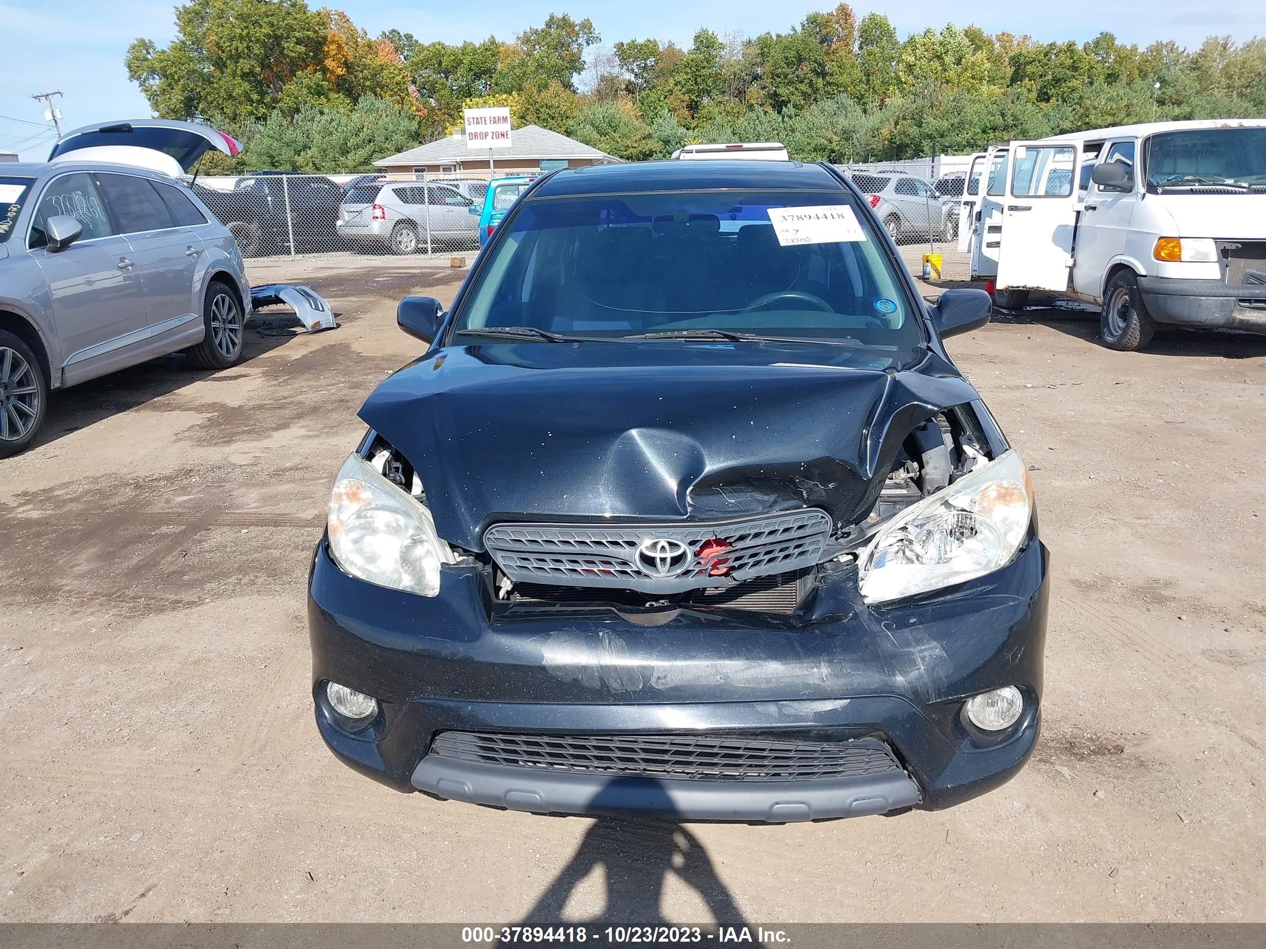 Photo 11 VIN: 2T1KR32E85C319829 - TOYOTA MATRIX 