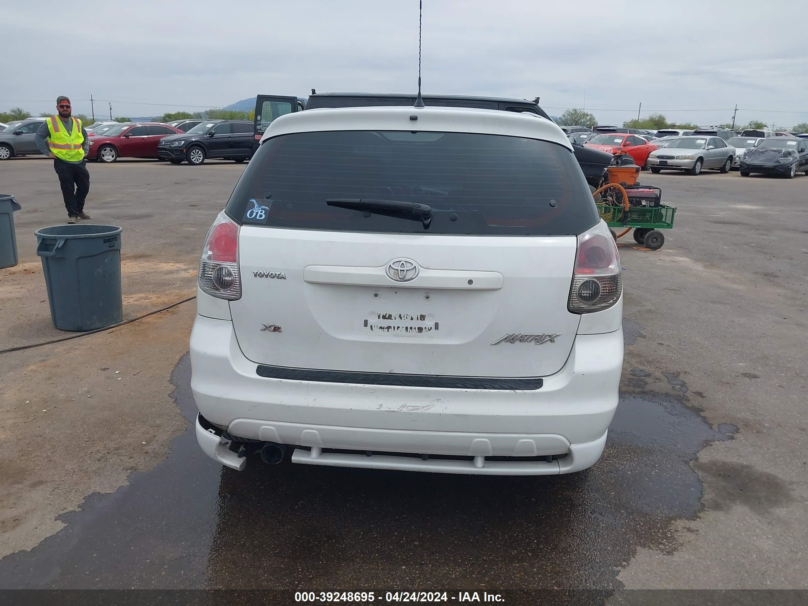 Photo 15 VIN: 2T1KR32E85C338879 - TOYOTA MATRIX 