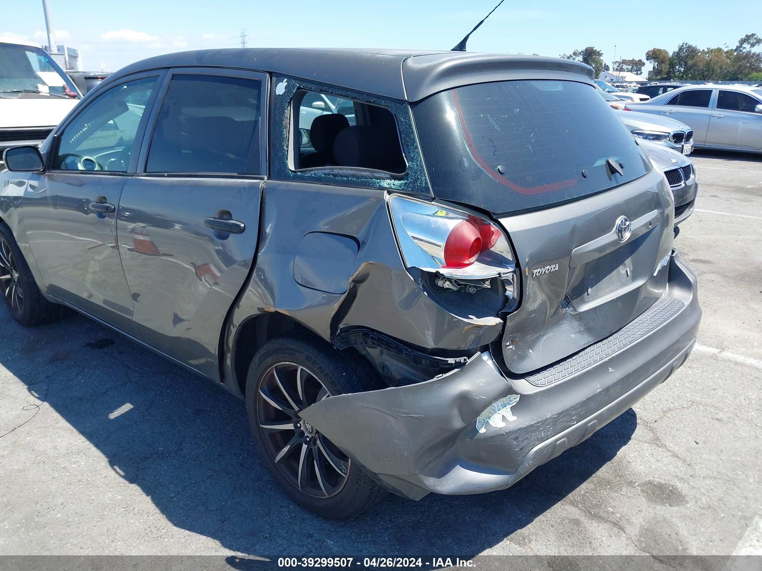 Photo 5 VIN: 2T1KR32E85C436746 - TOYOTA MATRIX 