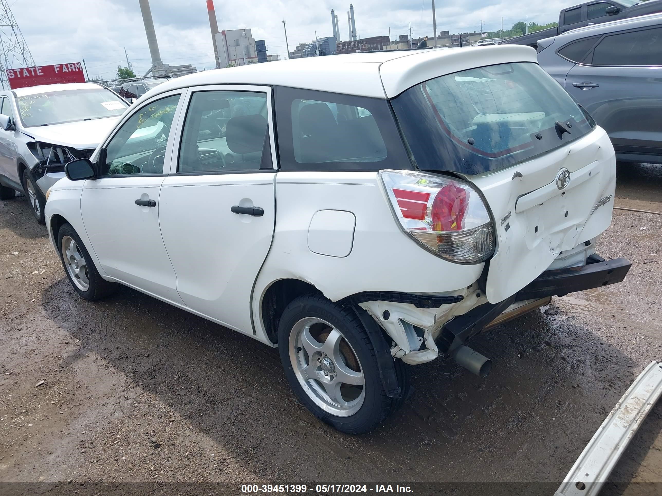 Photo 2 VIN: 2T1KR32E87C677418 - TOYOTA MATRIX 