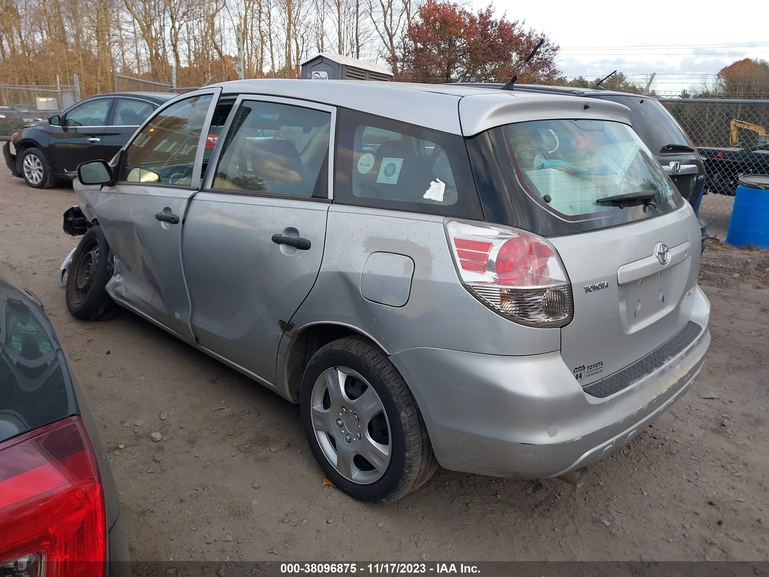 Photo 2 VIN: 2T1KR32E87C679878 - TOYOTA MATRIX 