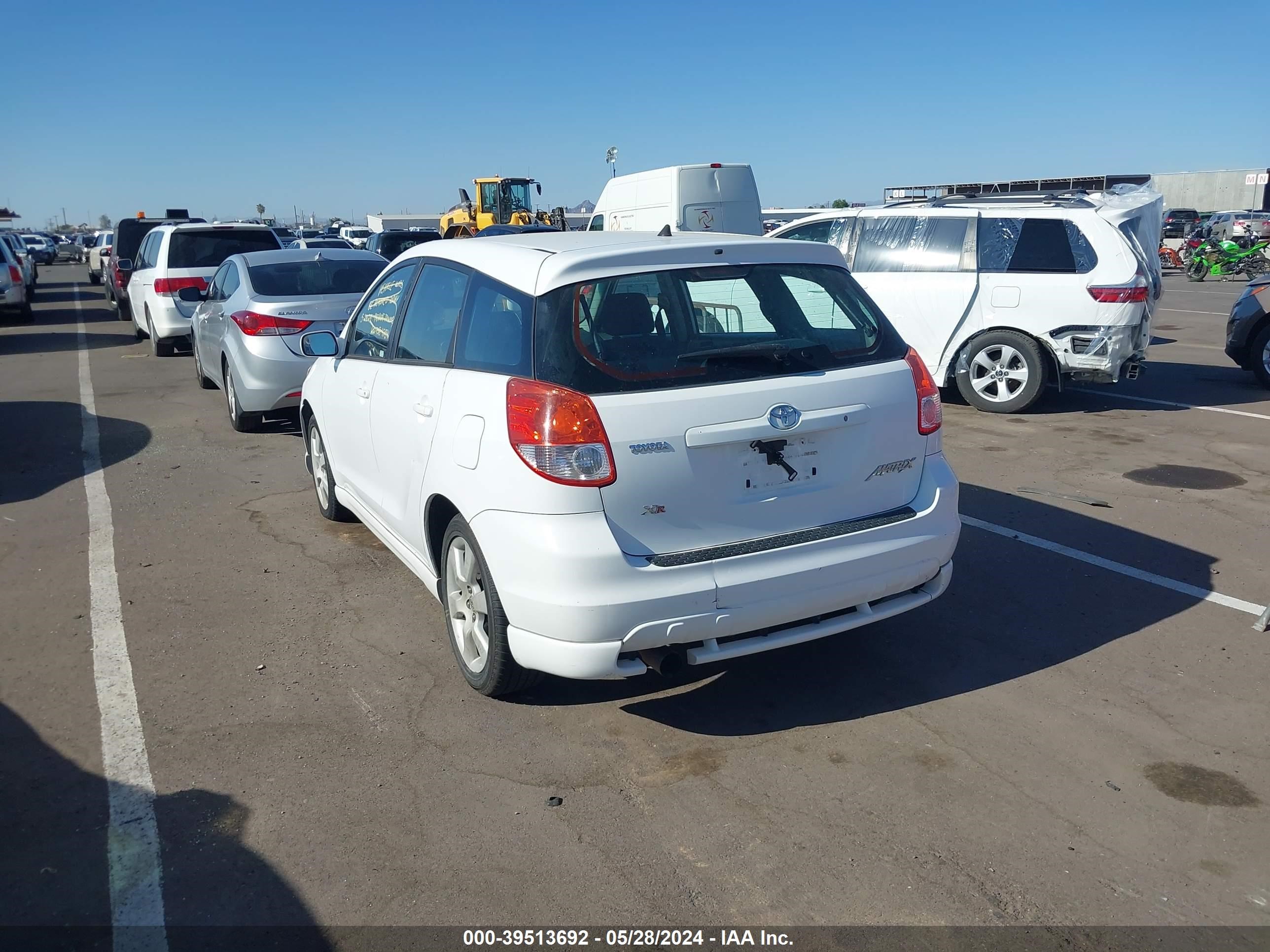 Photo 2 VIN: 2T1KR32E93C042511 - TOYOTA MATRIX 