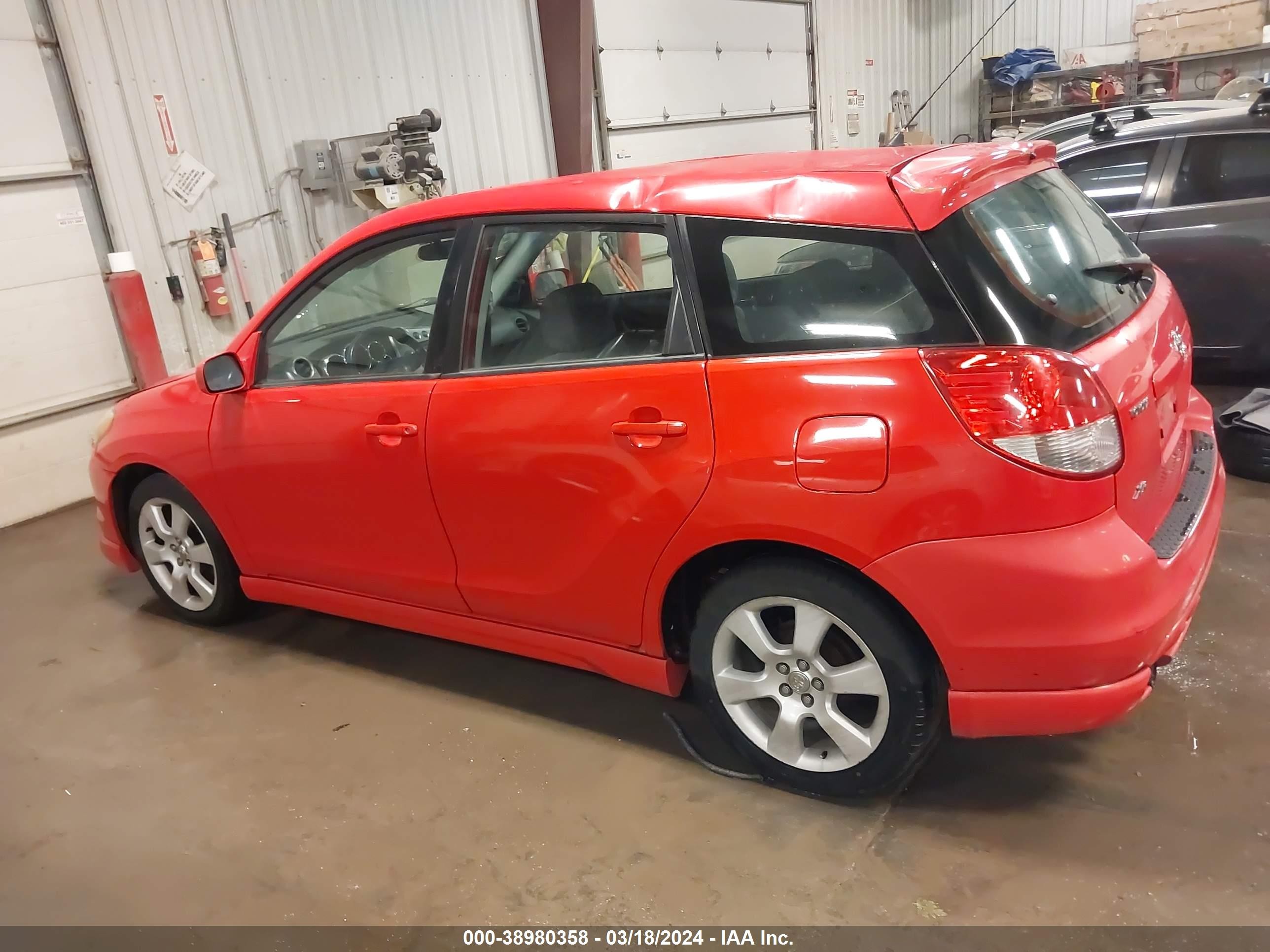 Photo 14 VIN: 2T1KR32E93C055677 - TOYOTA MATRIX 