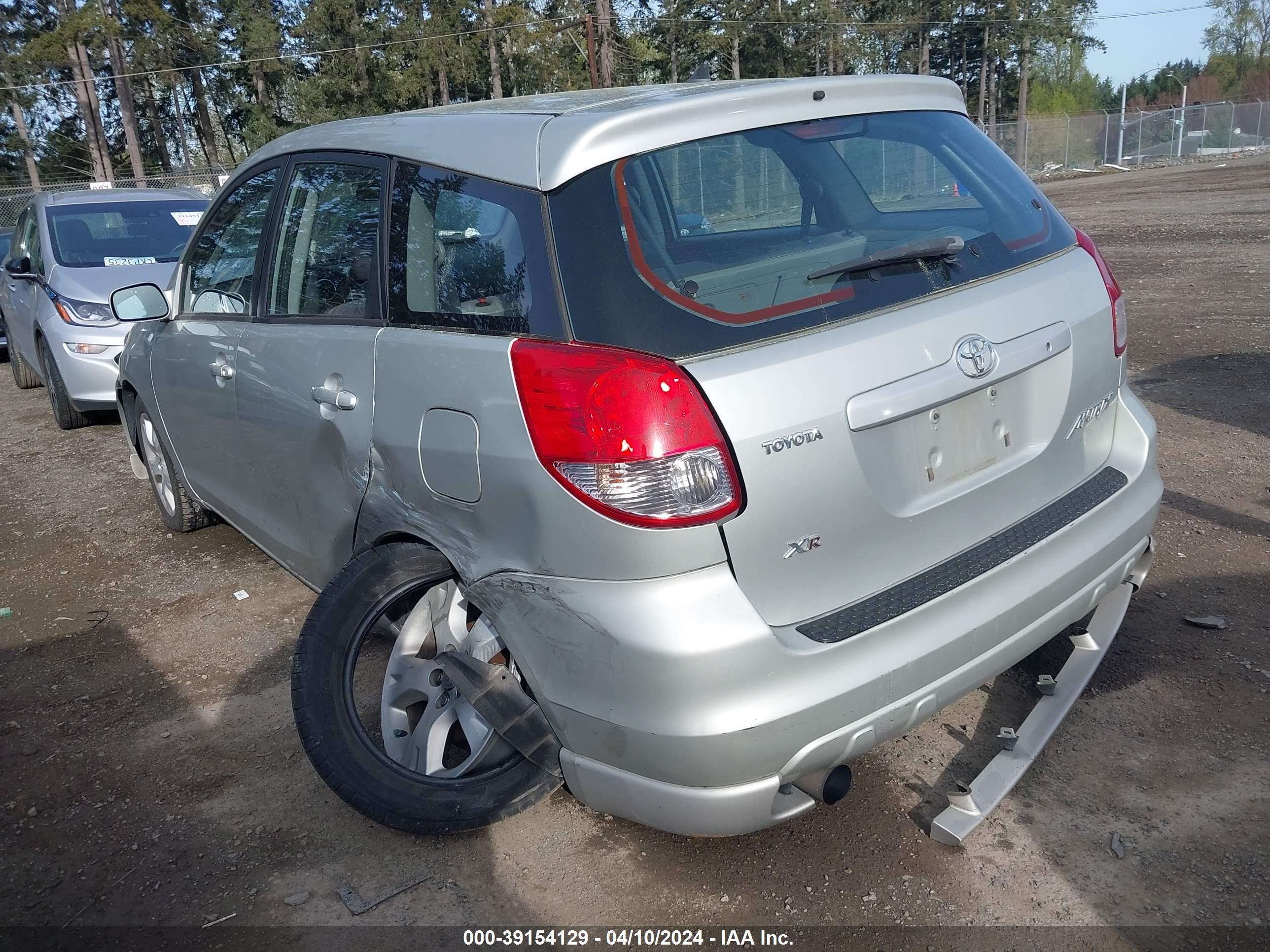 Photo 2 VIN: 2T1KR32E93C152586 - TOYOTA MATRIX 