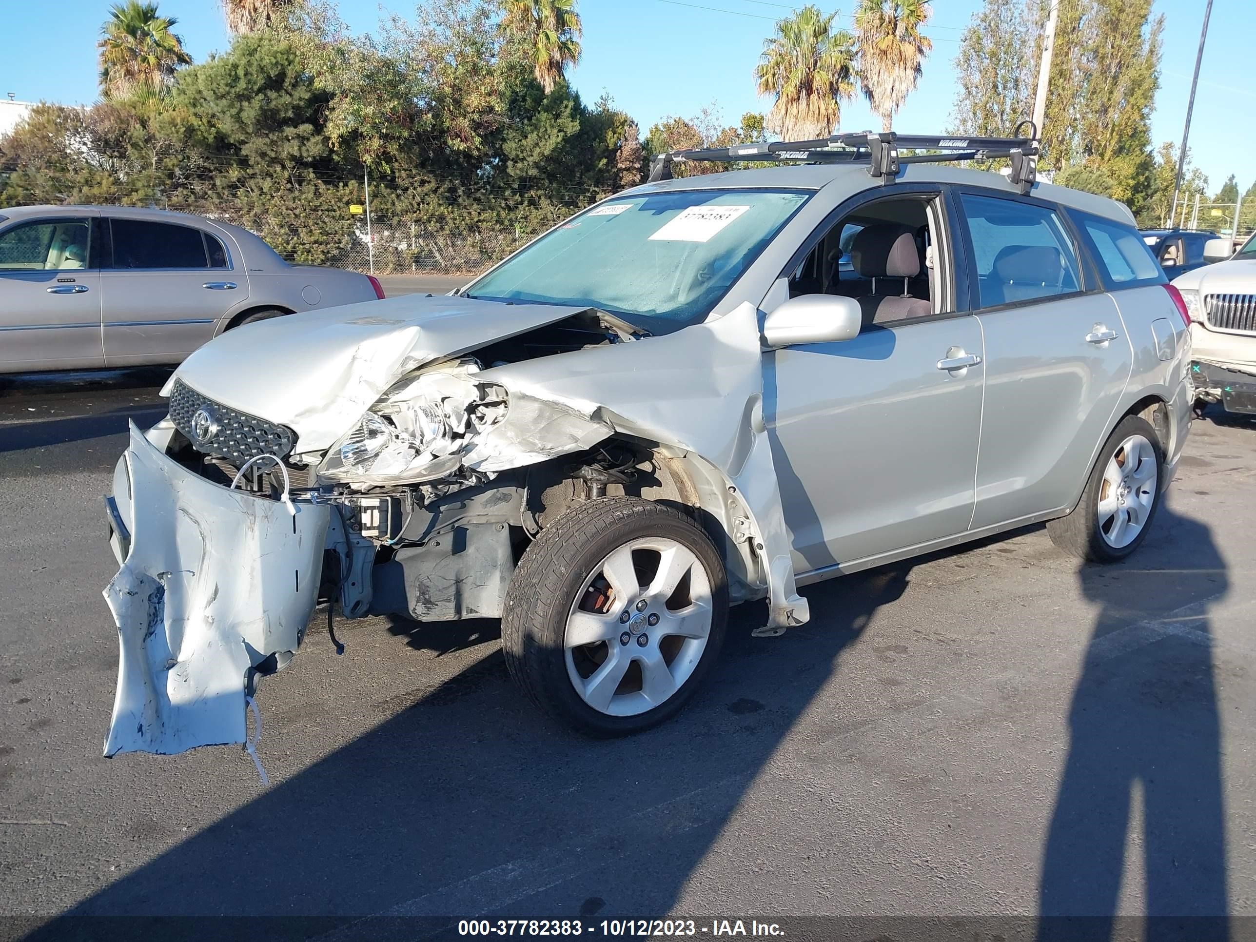 Photo 1 VIN: 2T1KR32E93C155939 - TOYOTA MATRIX 