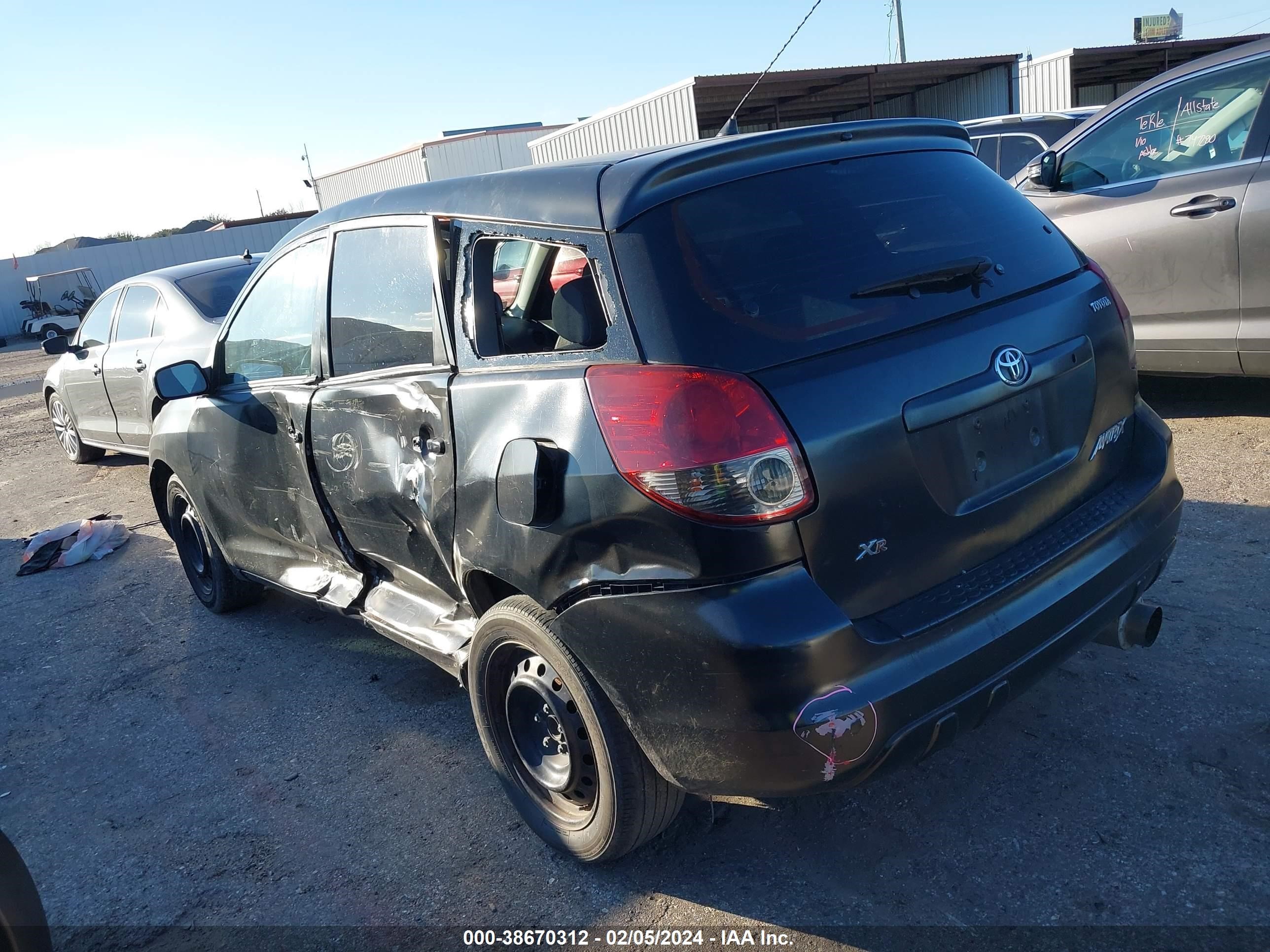 Photo 2 VIN: 2T1KR32E94C214277 - TOYOTA MATRIX 