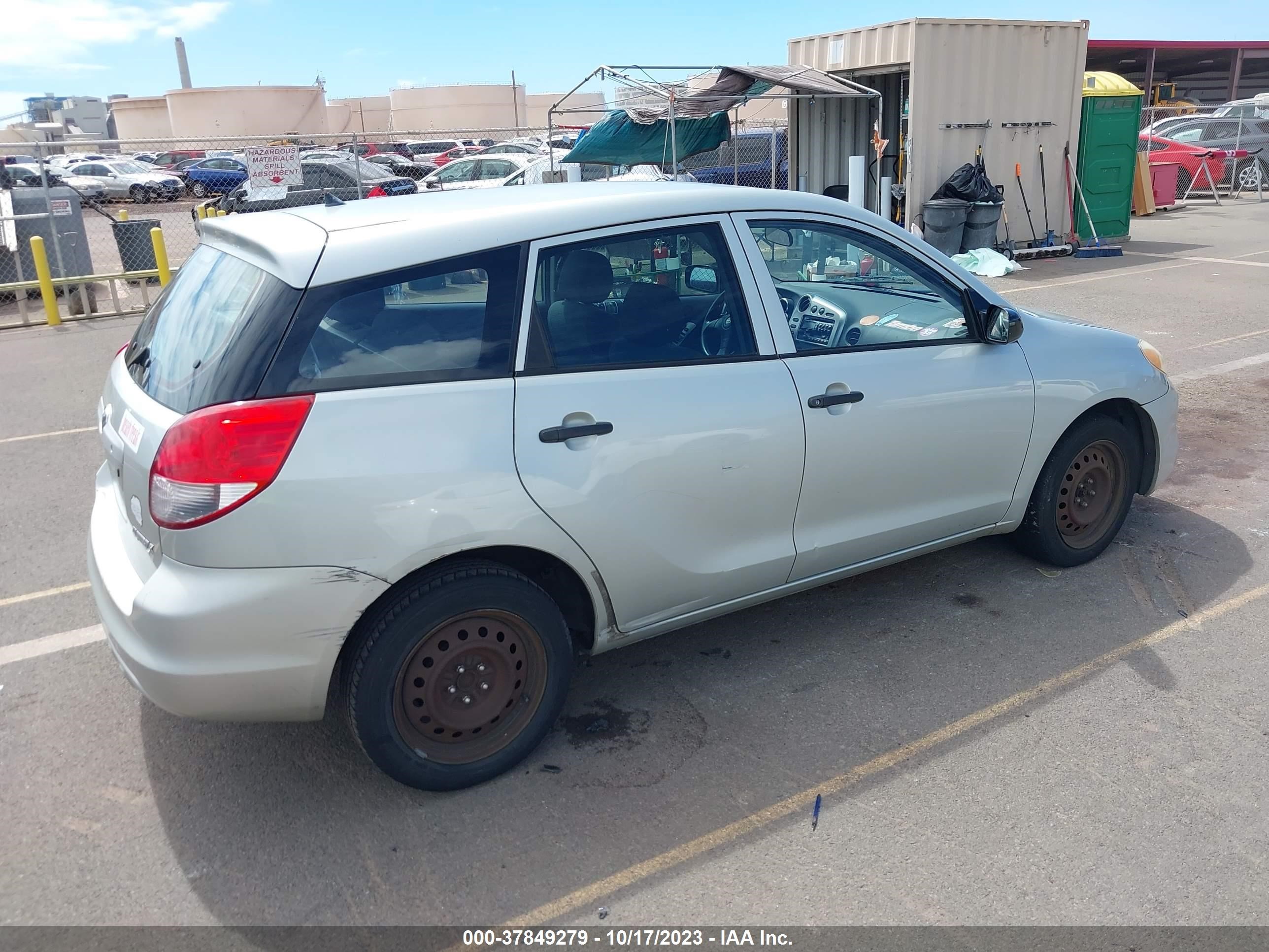 Photo 3 VIN: 2T1KR32EX3C143508 - TOYOTA MATRIX 