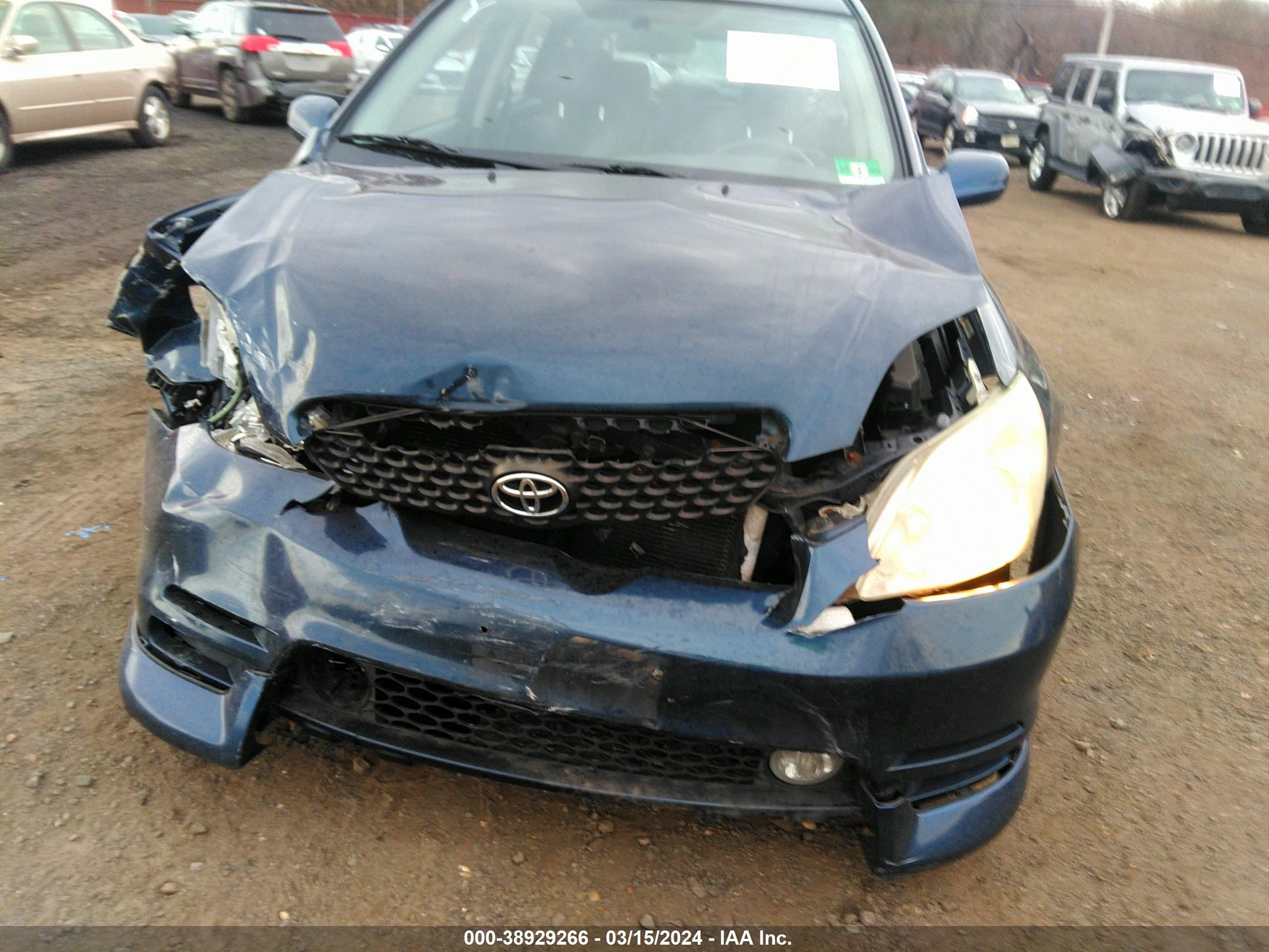 Photo 5 VIN: 2T1KR32EX3C150880 - TOYOTA MATRIX 