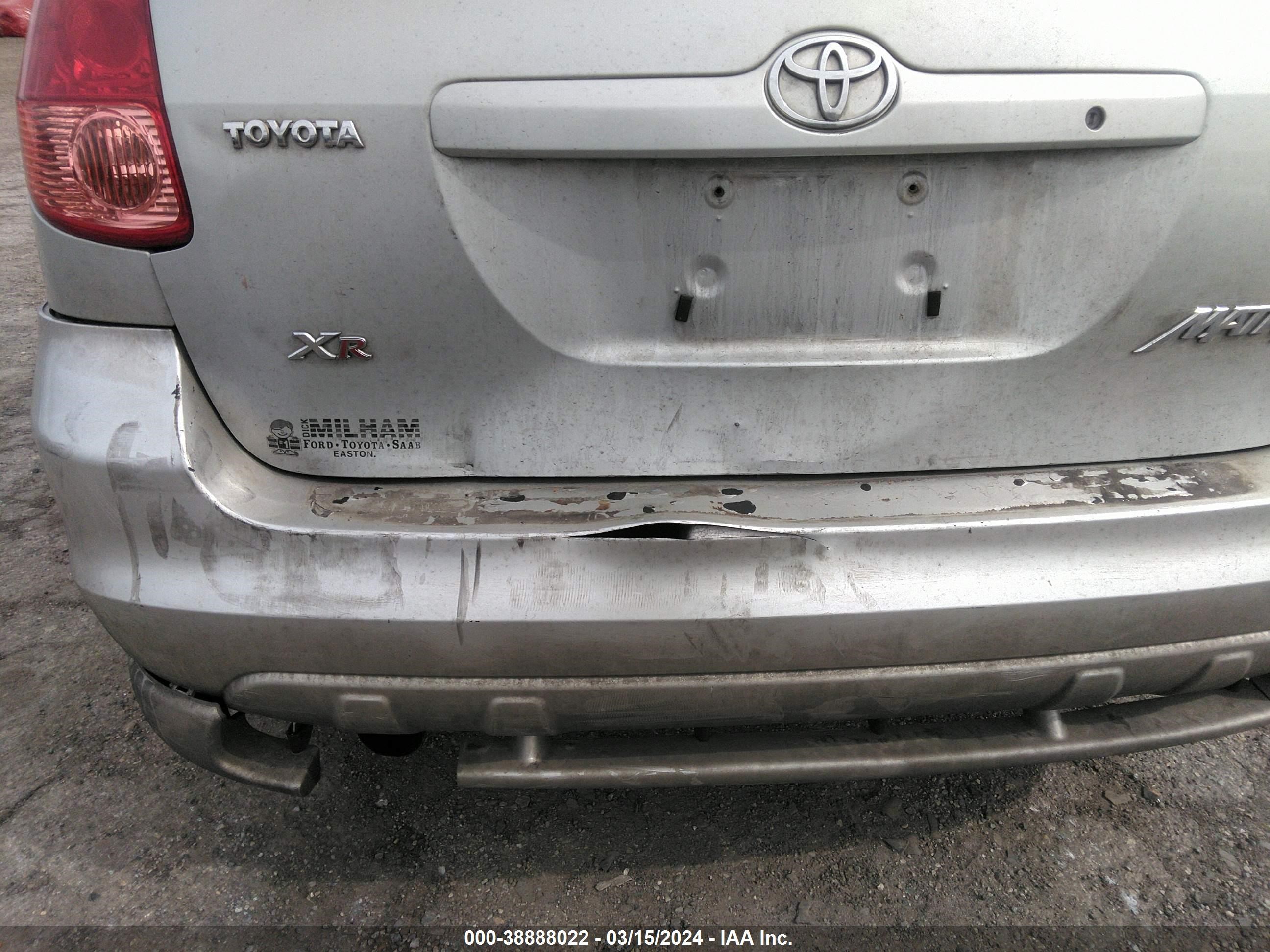 Photo 11 VIN: 2T1KR38E43C062480 - TOYOTA MATRIX 