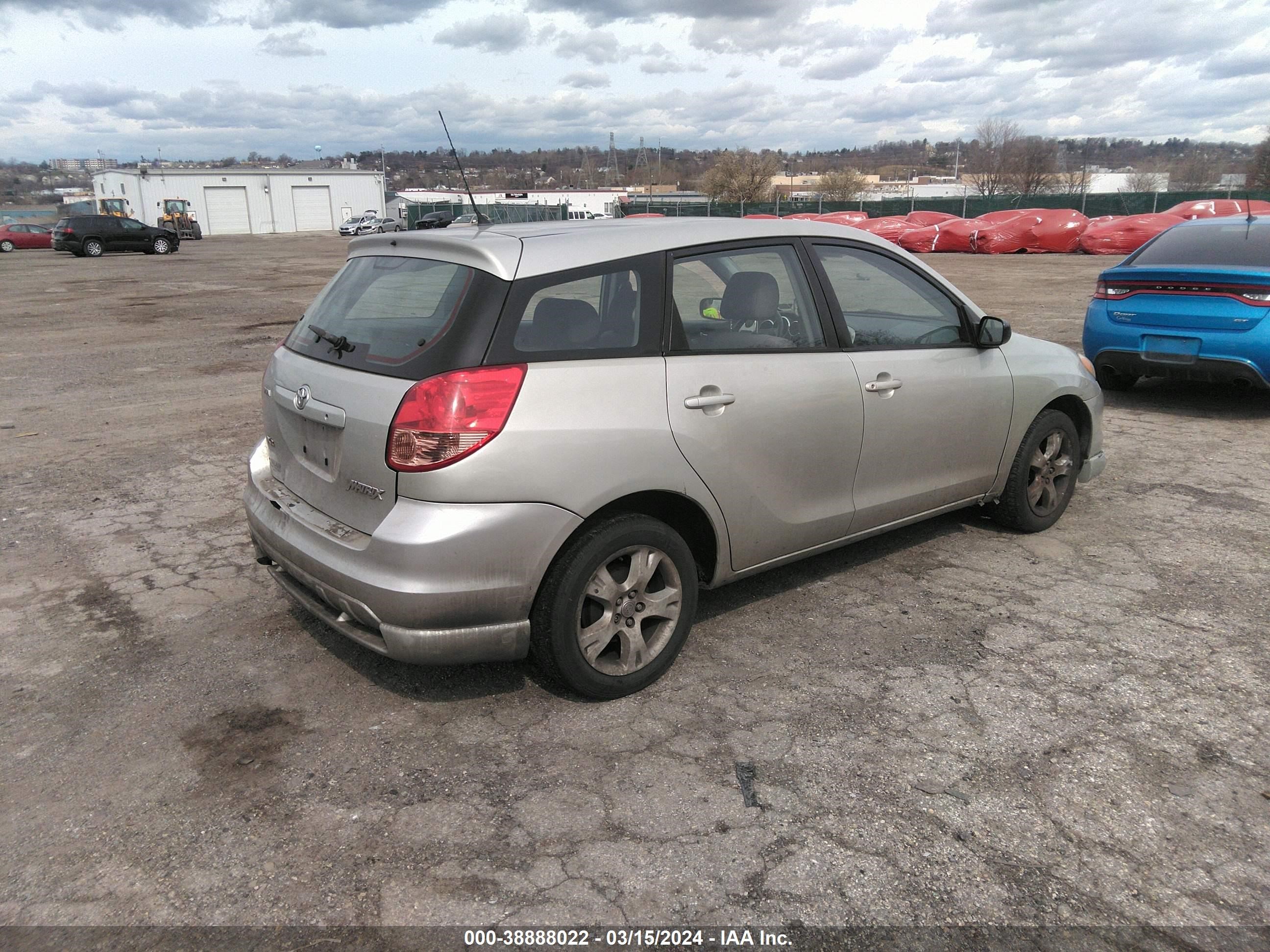 Photo 3 VIN: 2T1KR38E43C062480 - TOYOTA MATRIX 